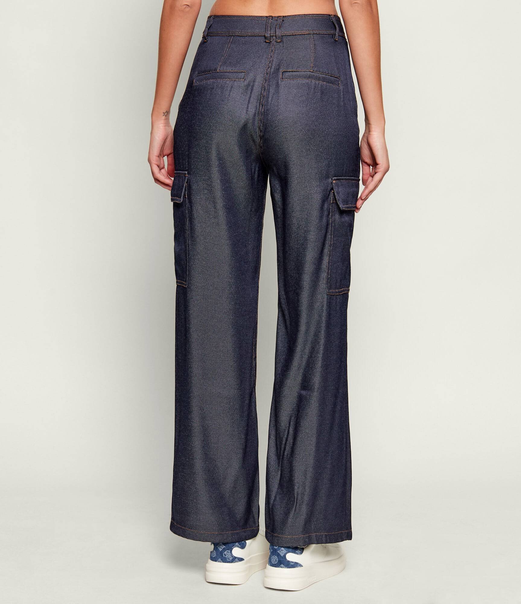 Guess Pantaloni cargo REGINE | Relaxed fit