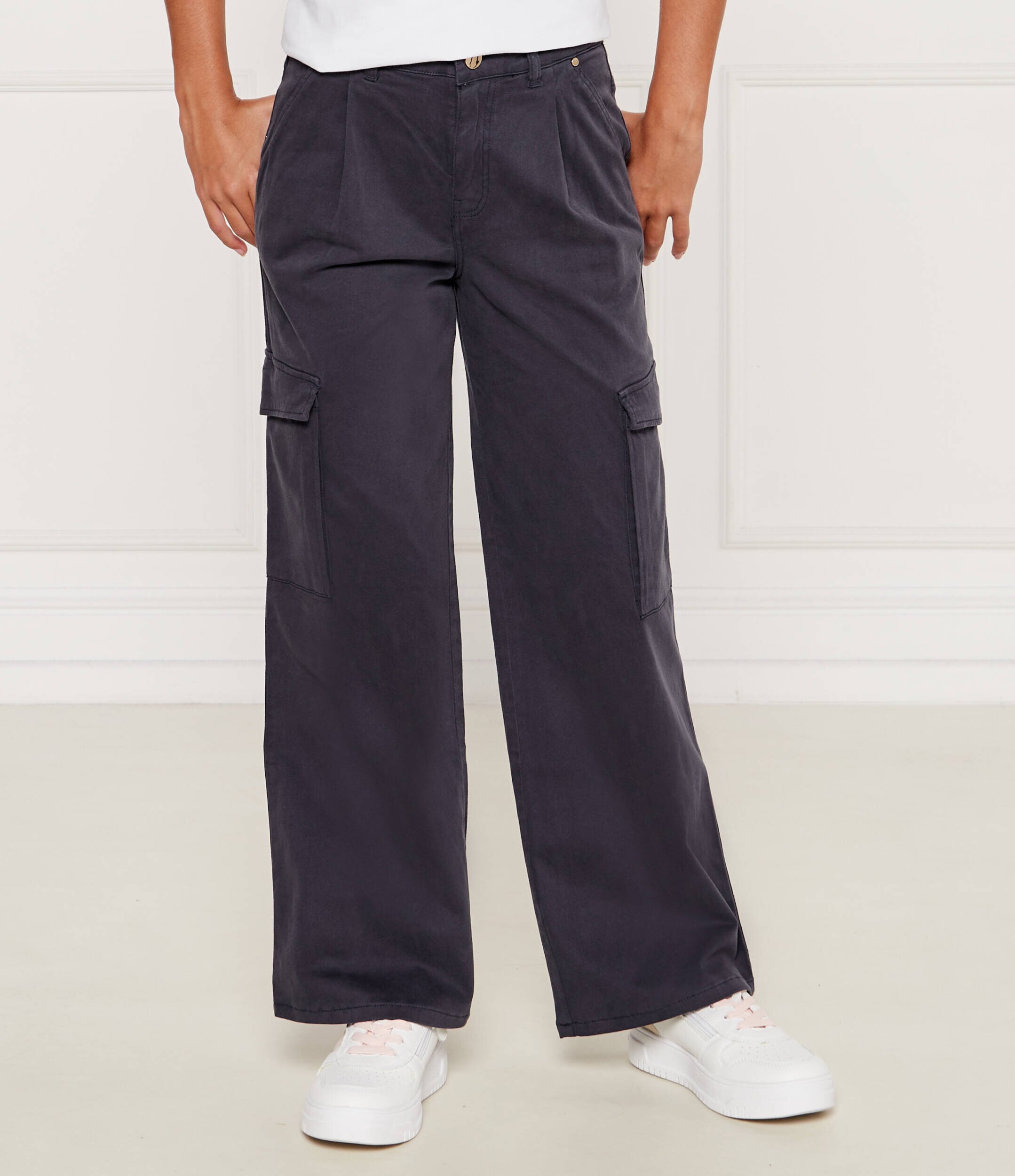 Guess Pantaloni cargo | Relaxed fit
