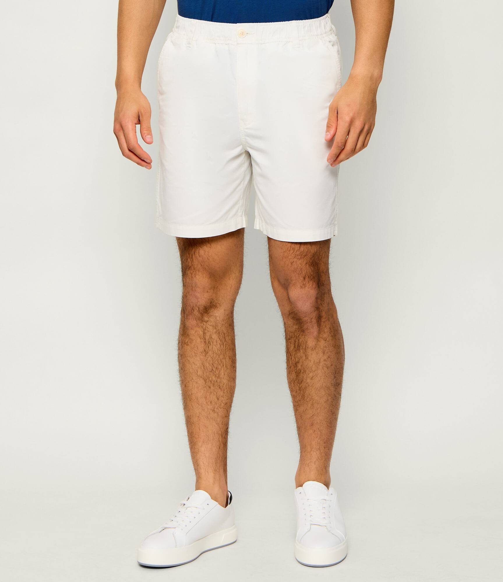 Guess Pantaloni scurți chino | regular fit