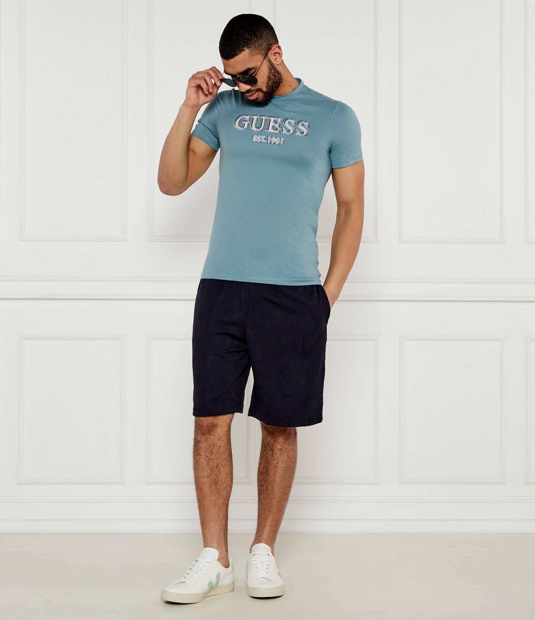 Guess Pantaloni scurți | Regular Fit