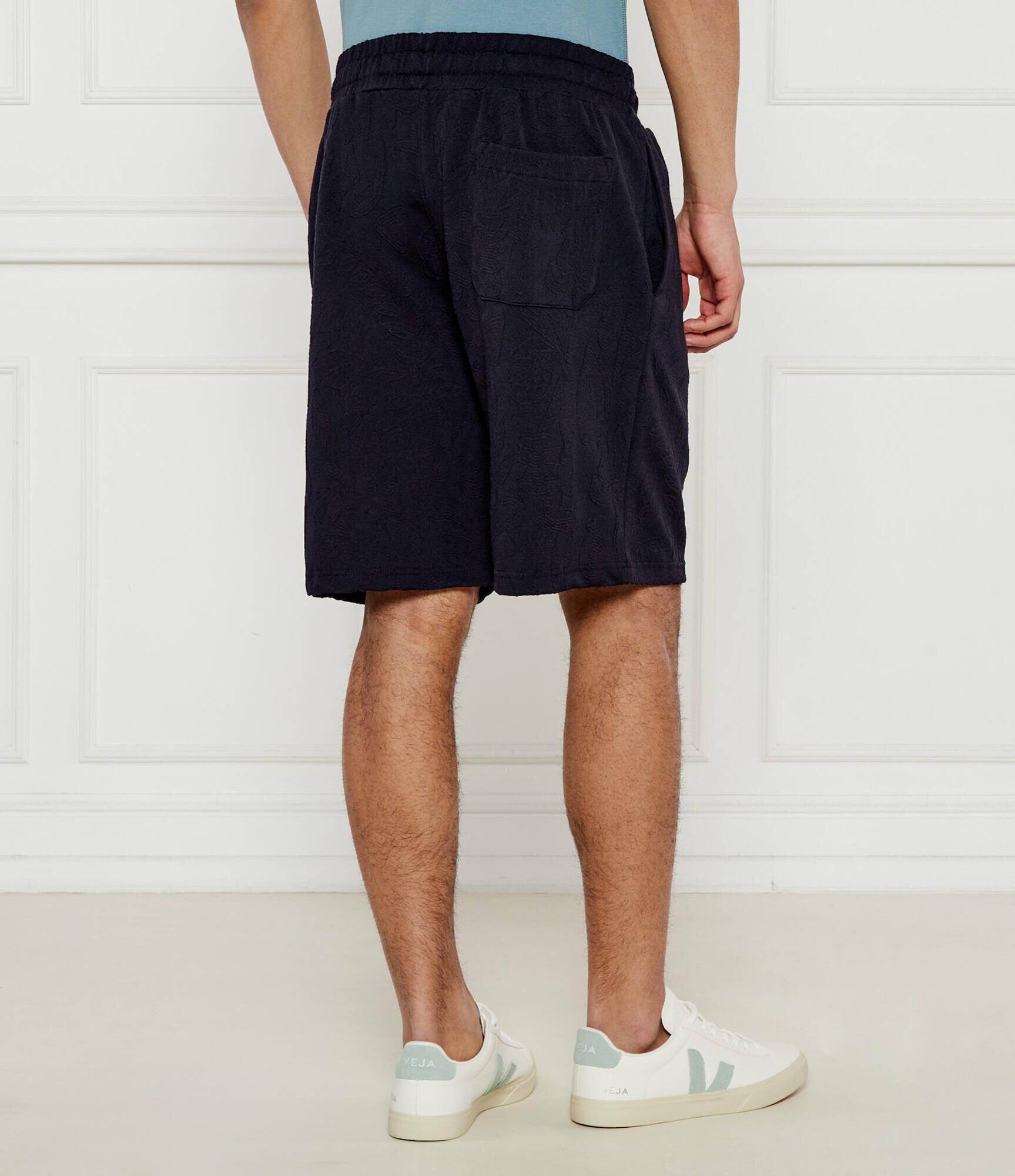 Guess Pantaloni scurți | Regular Fit