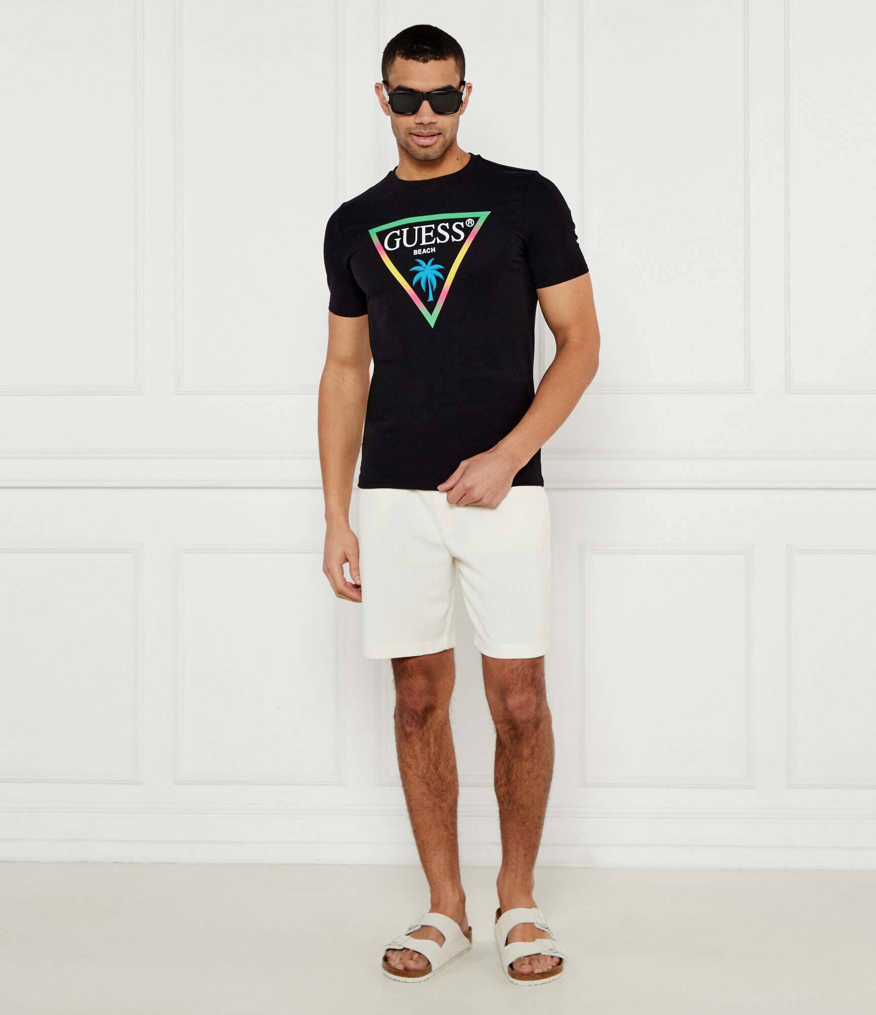 Guess Pantaloni scurți | Regular Fit