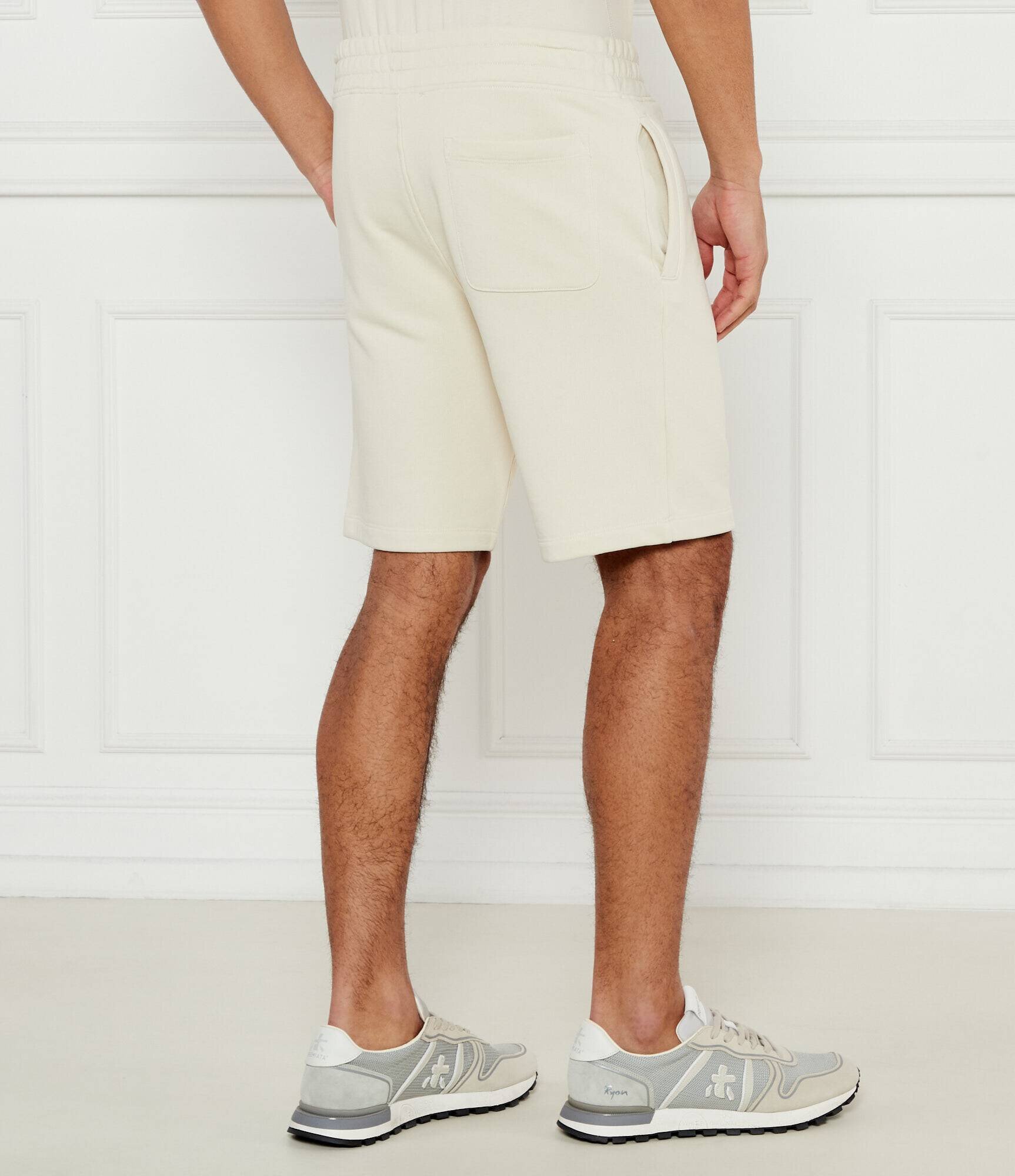 Guess Pantaloni scurți | Slim Fit