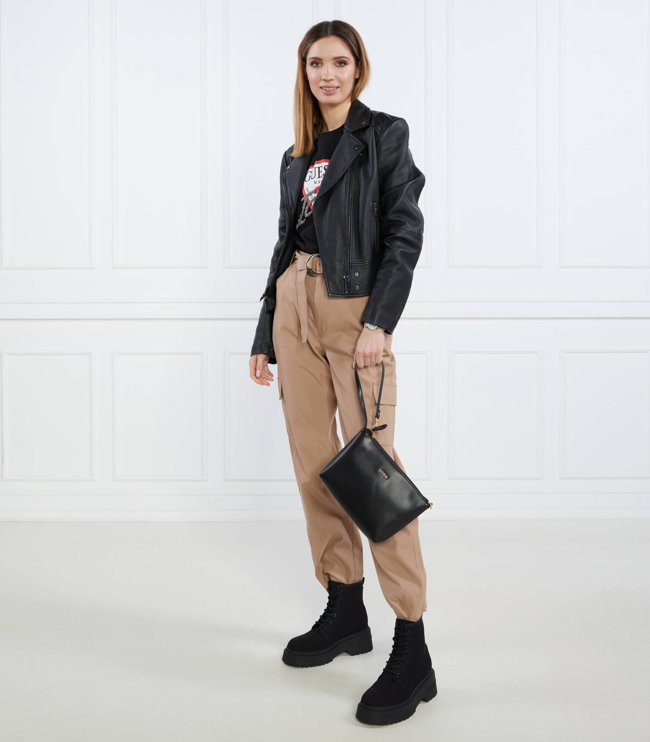 Guess Pantaloni VANESSA | Relaxed fit