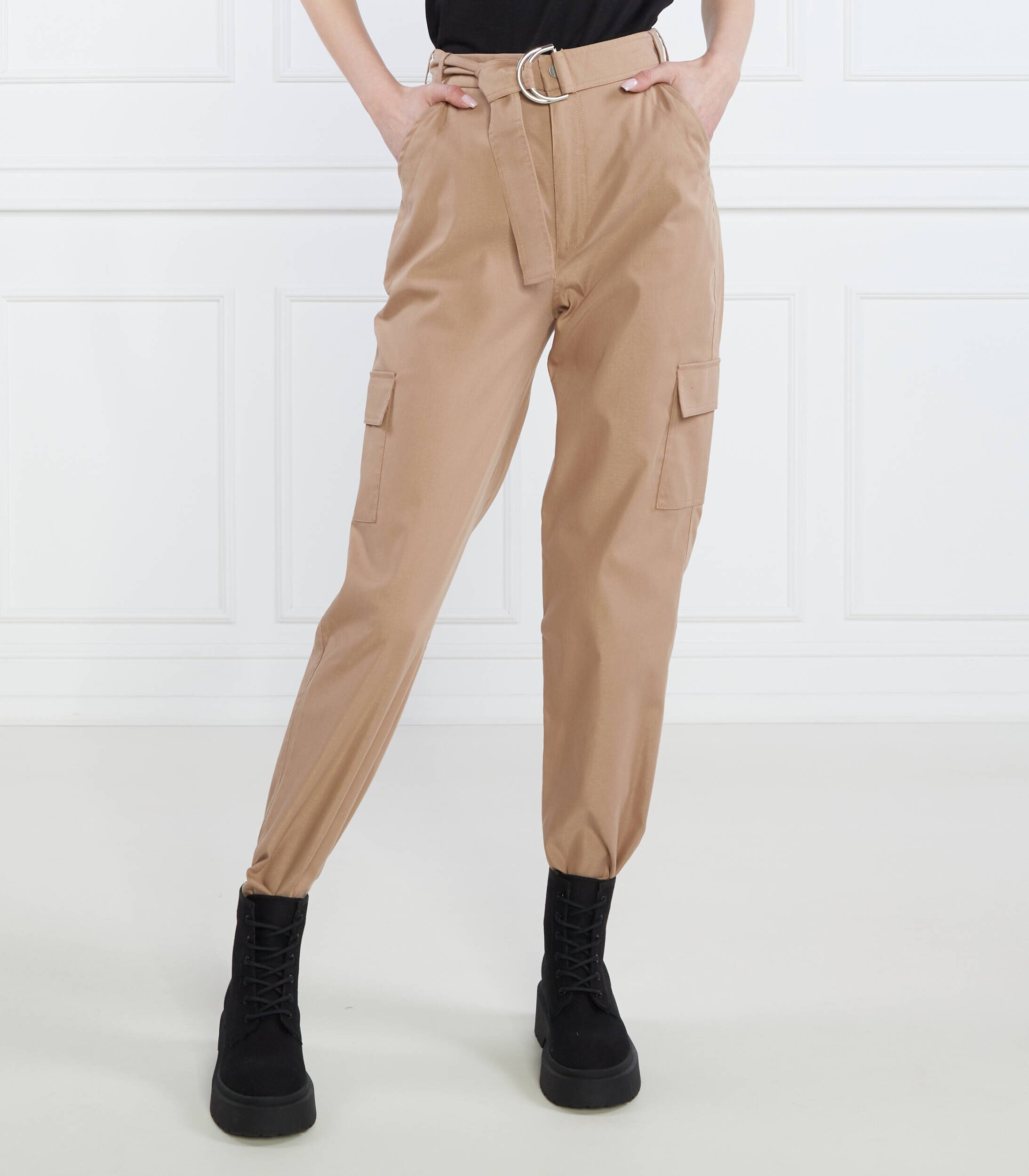 Guess Pantaloni VANESSA | Relaxed fit