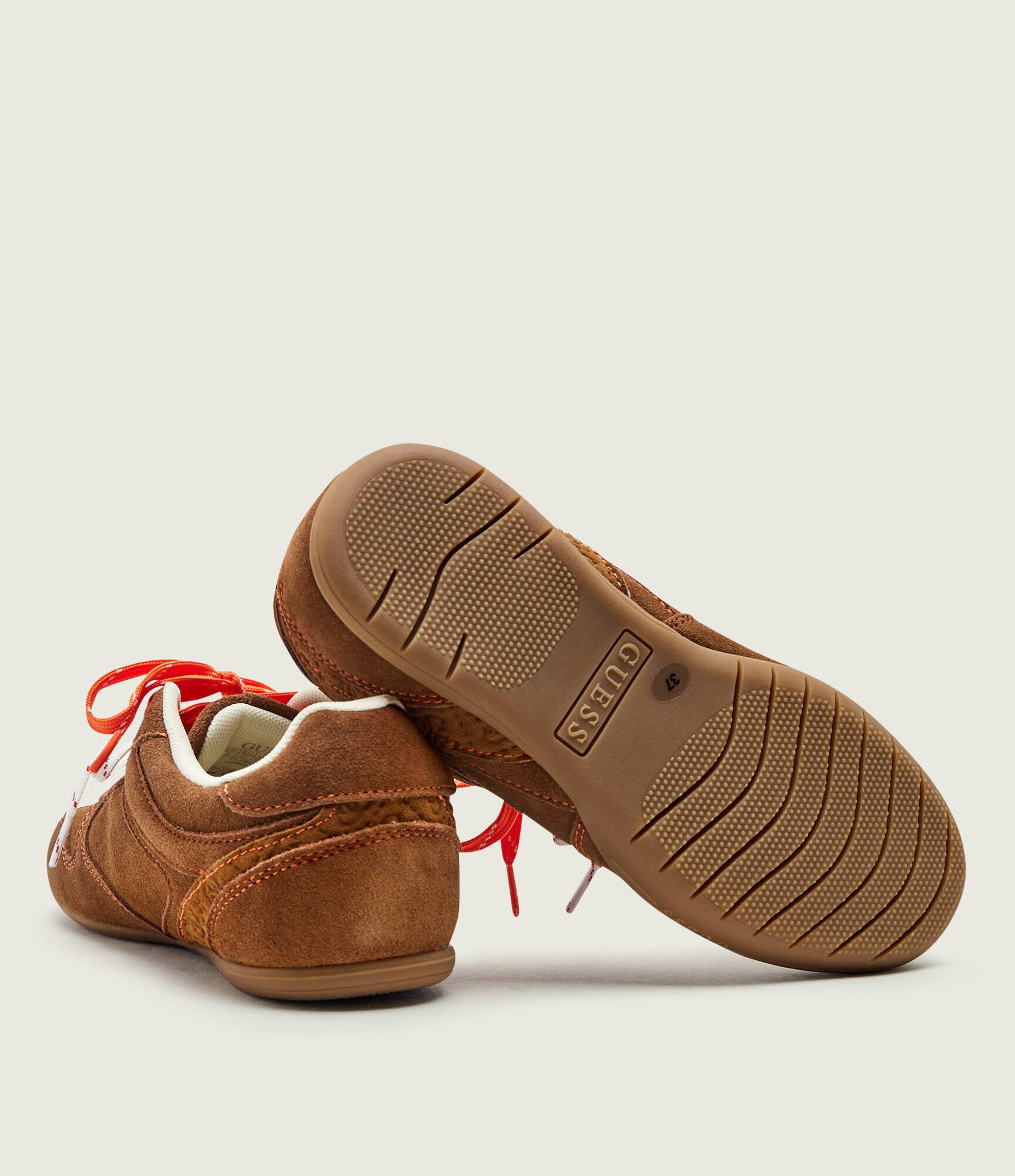 Guess Sneakers Besar2 | piele întoarsă