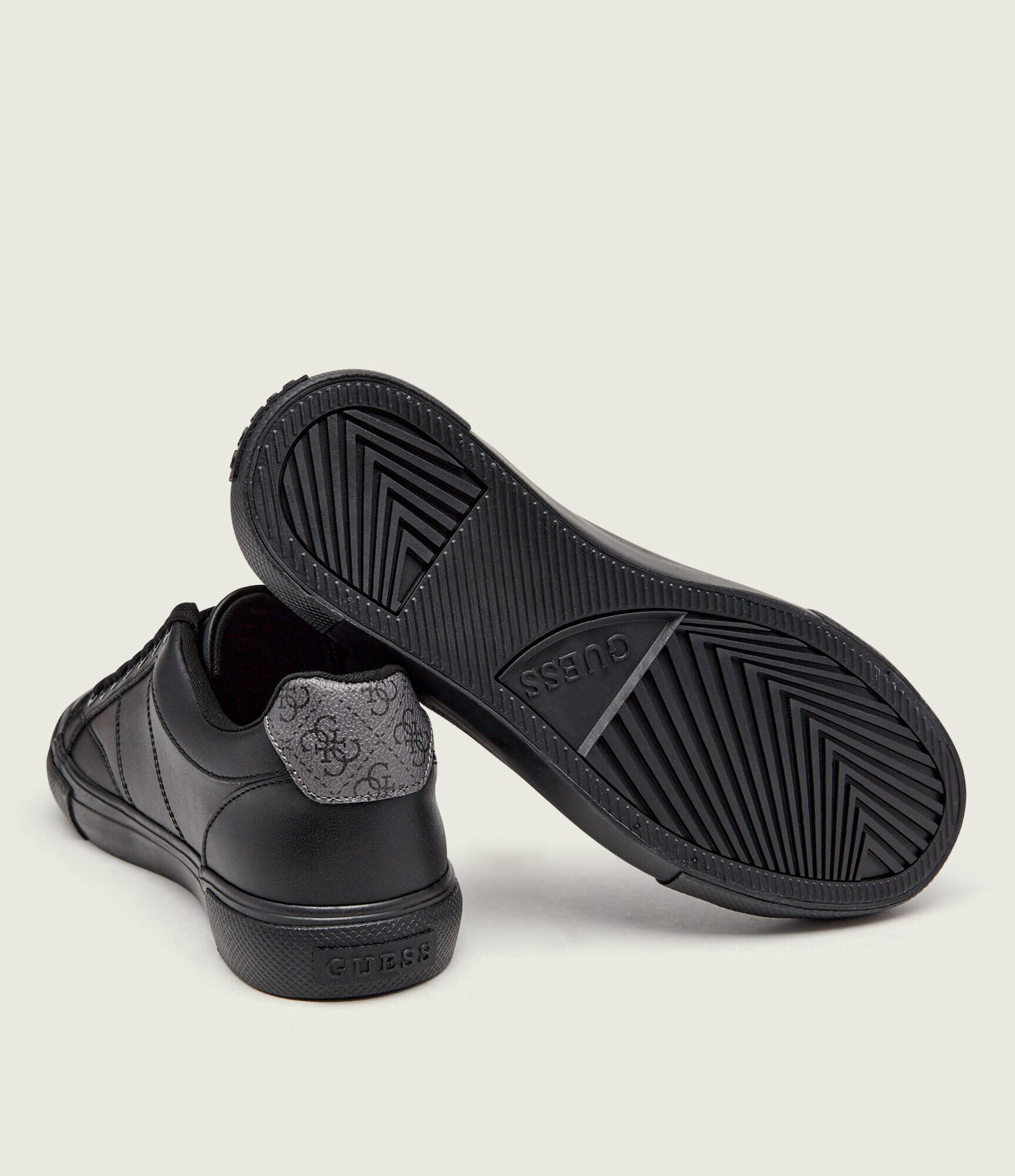 Guess Sneakers Cribe