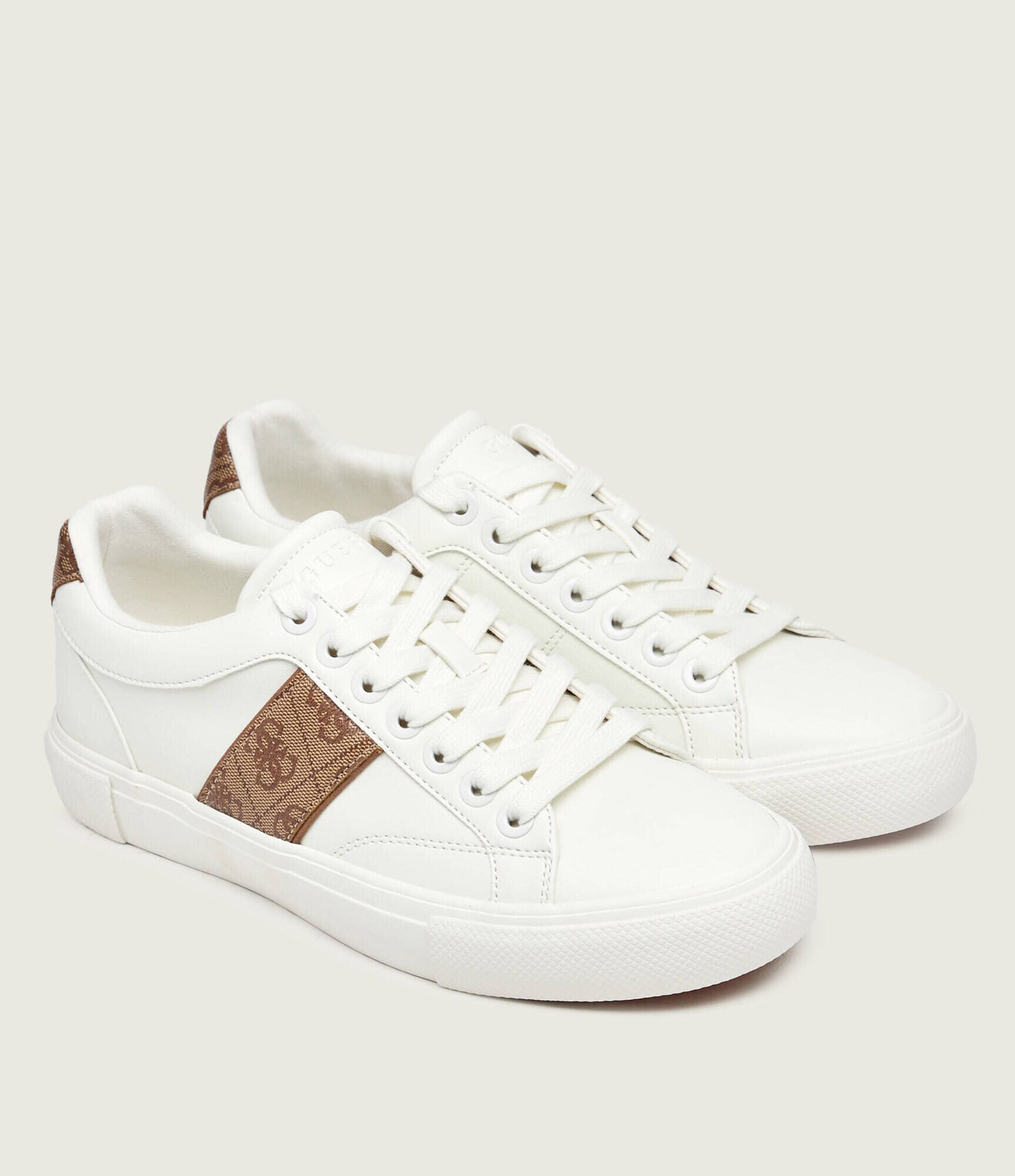 Guess Sneakers Cribe