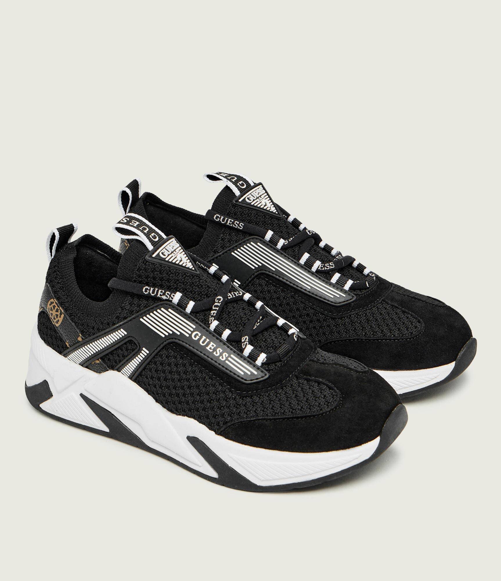 Guess Sneakers GENGA