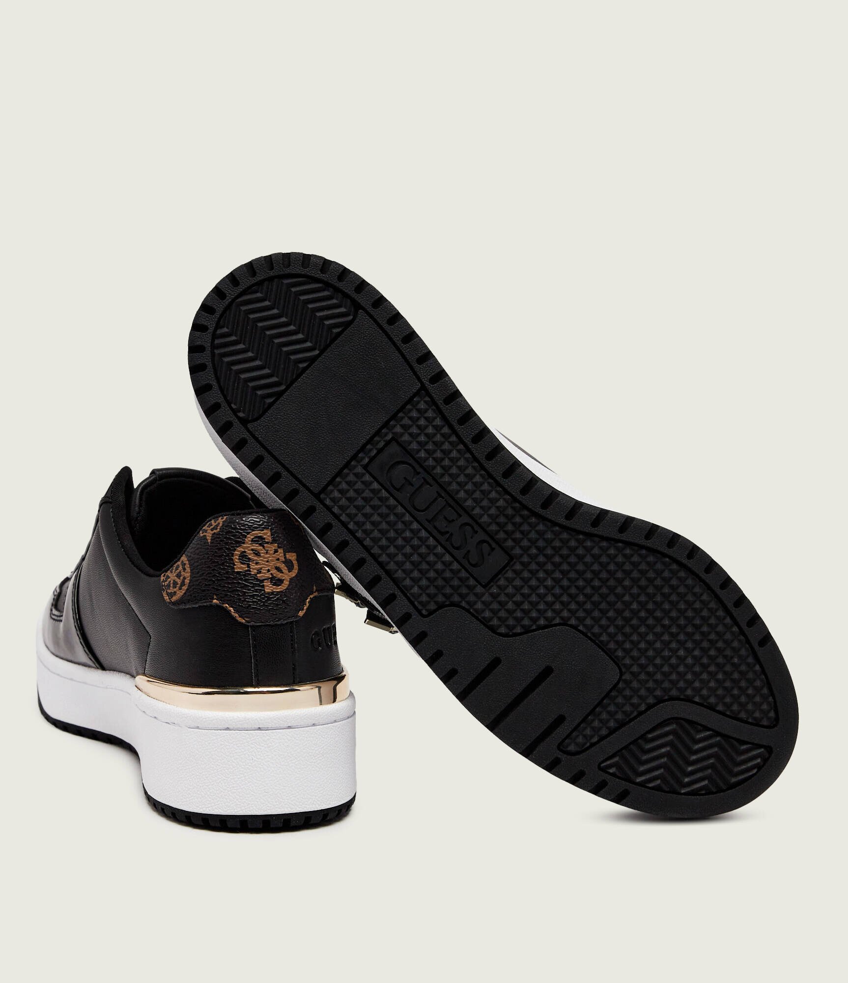 Guess Sneakers Maggnet