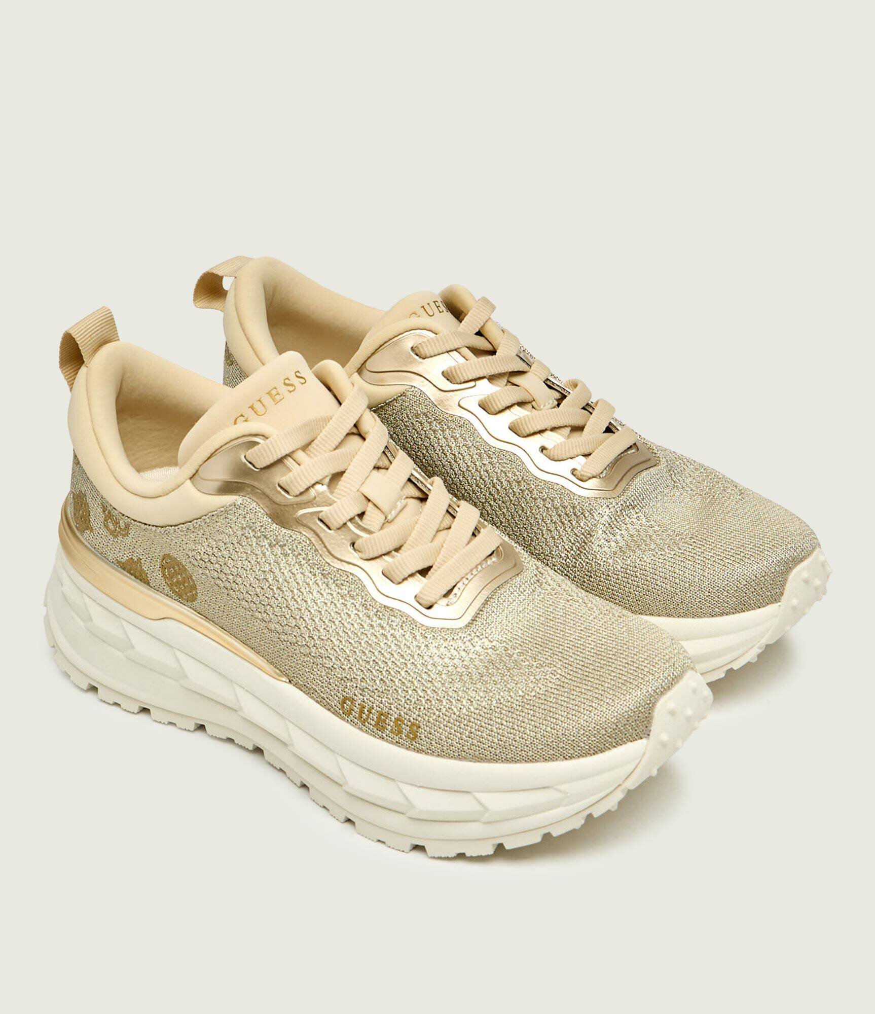 Guess Sneakers RUNIT3
