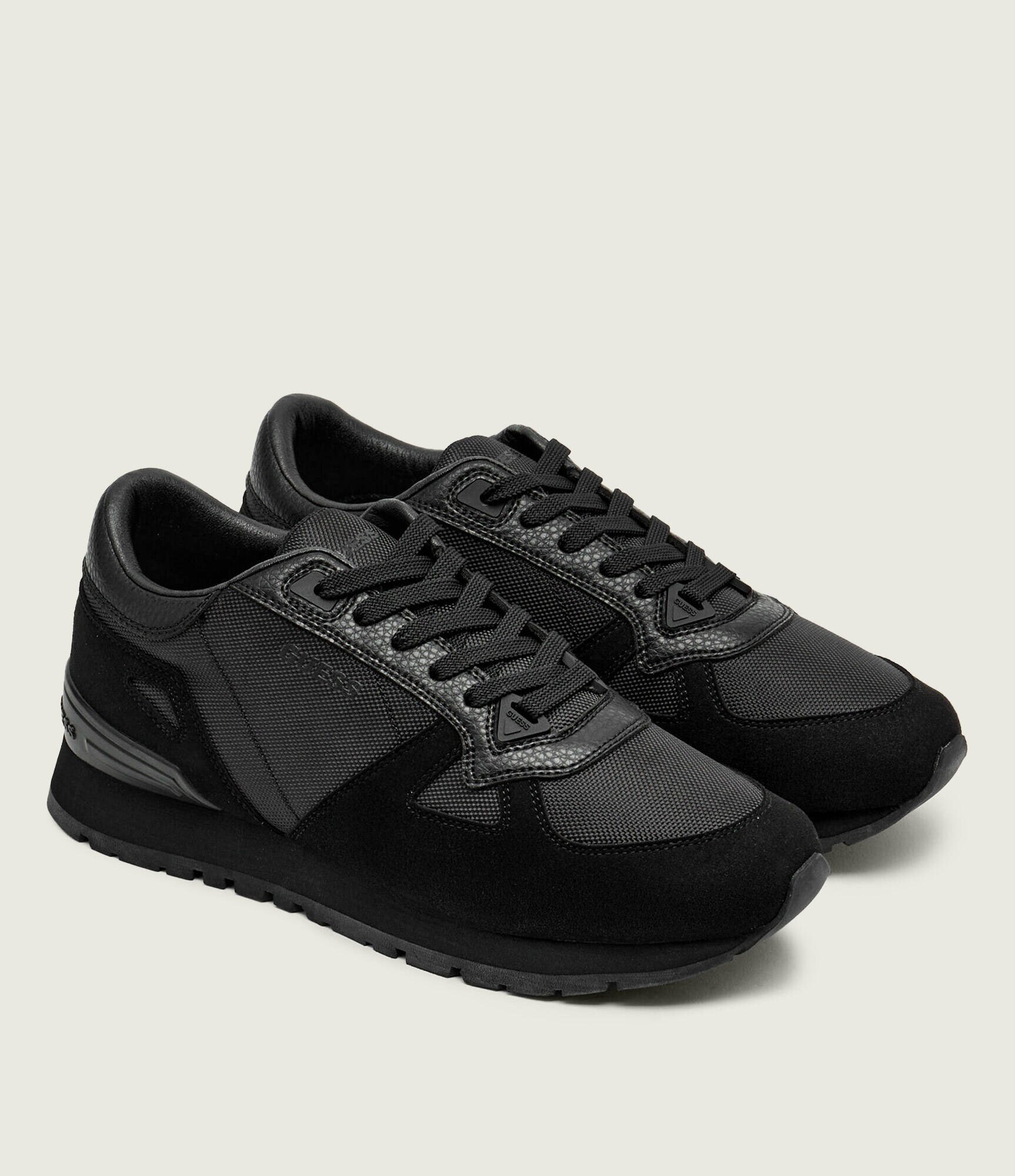 Guess Sneakers TRESA