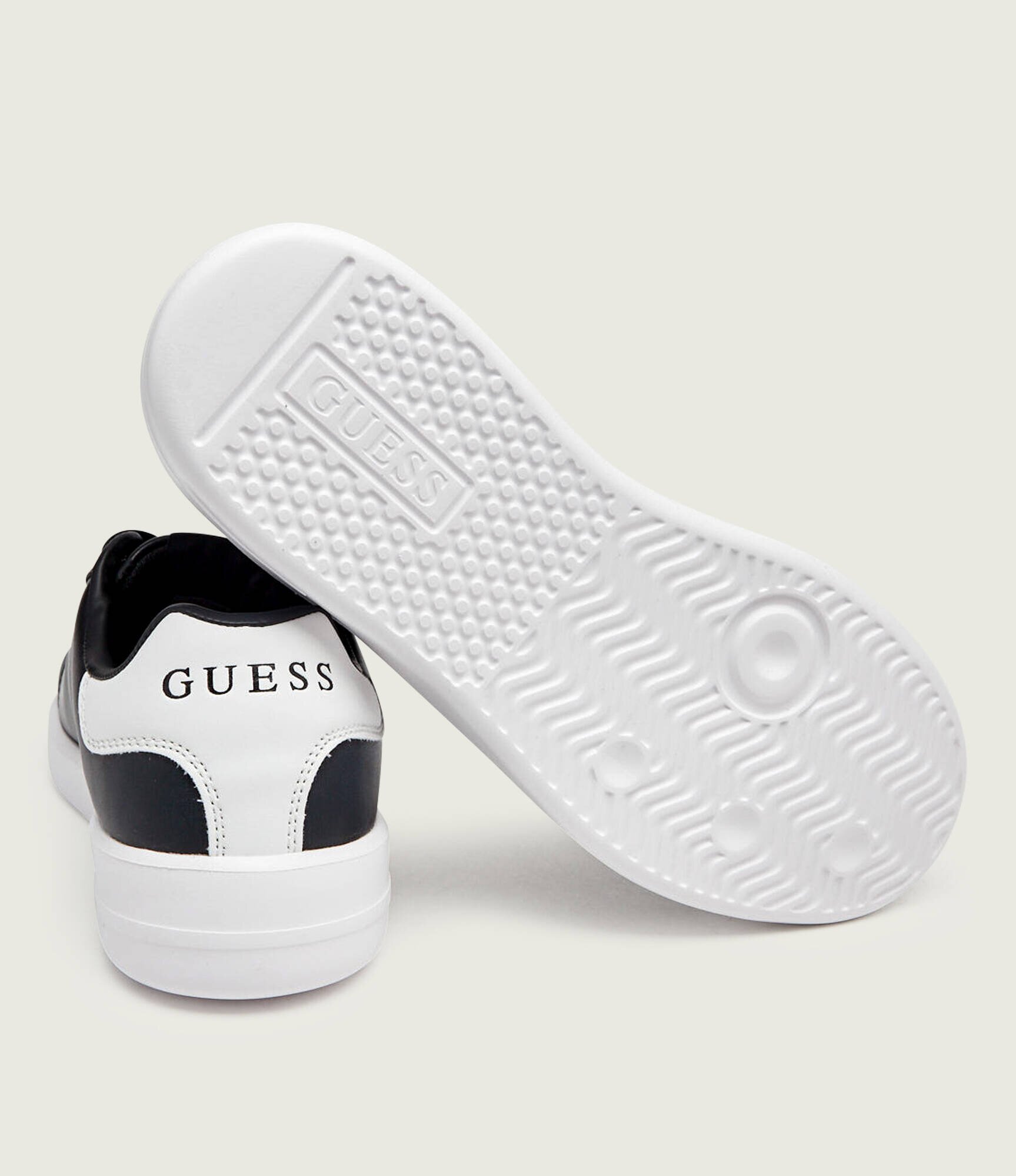 Guess Sneakers Yukern
