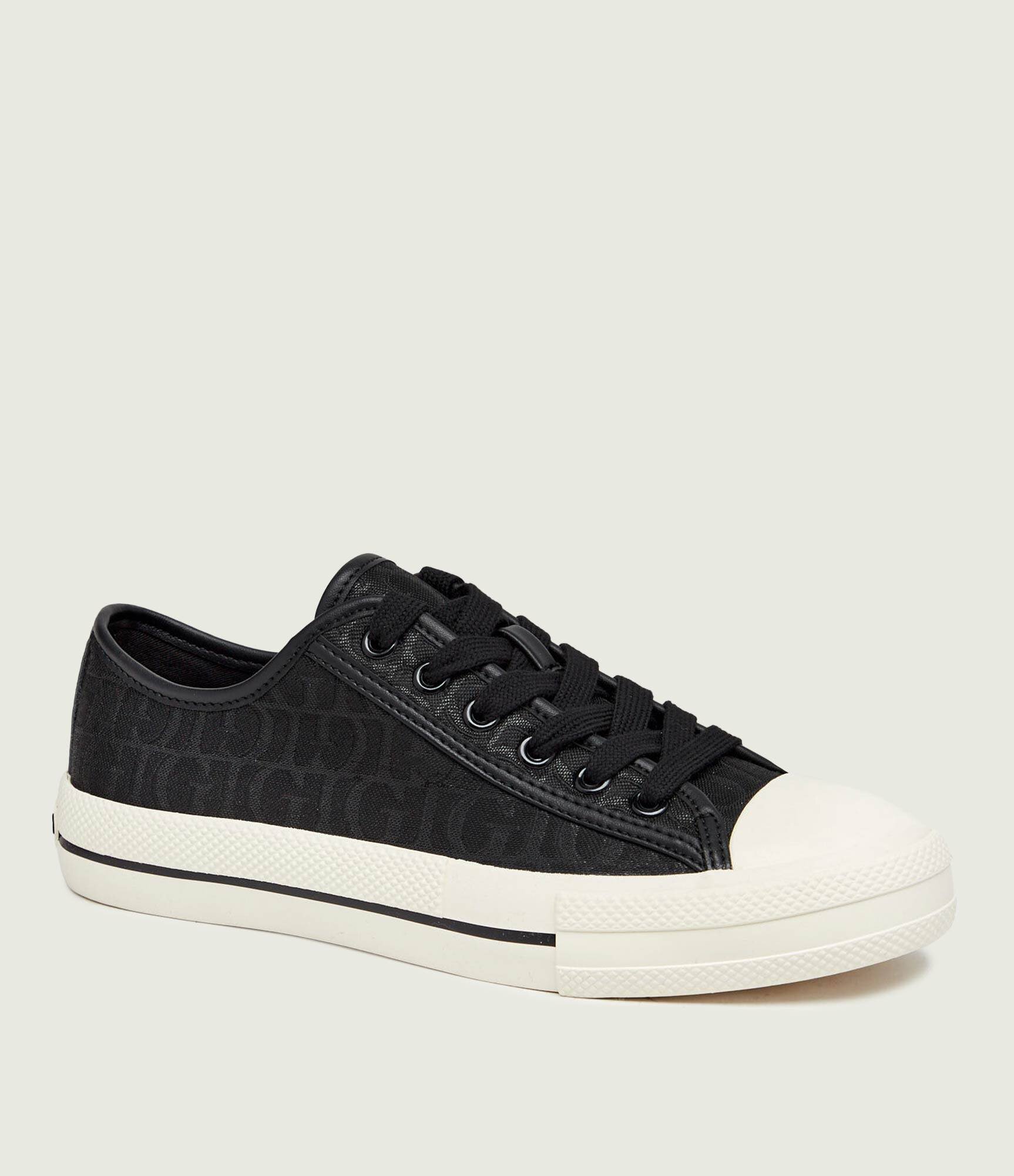 Guess Teniși Carey3