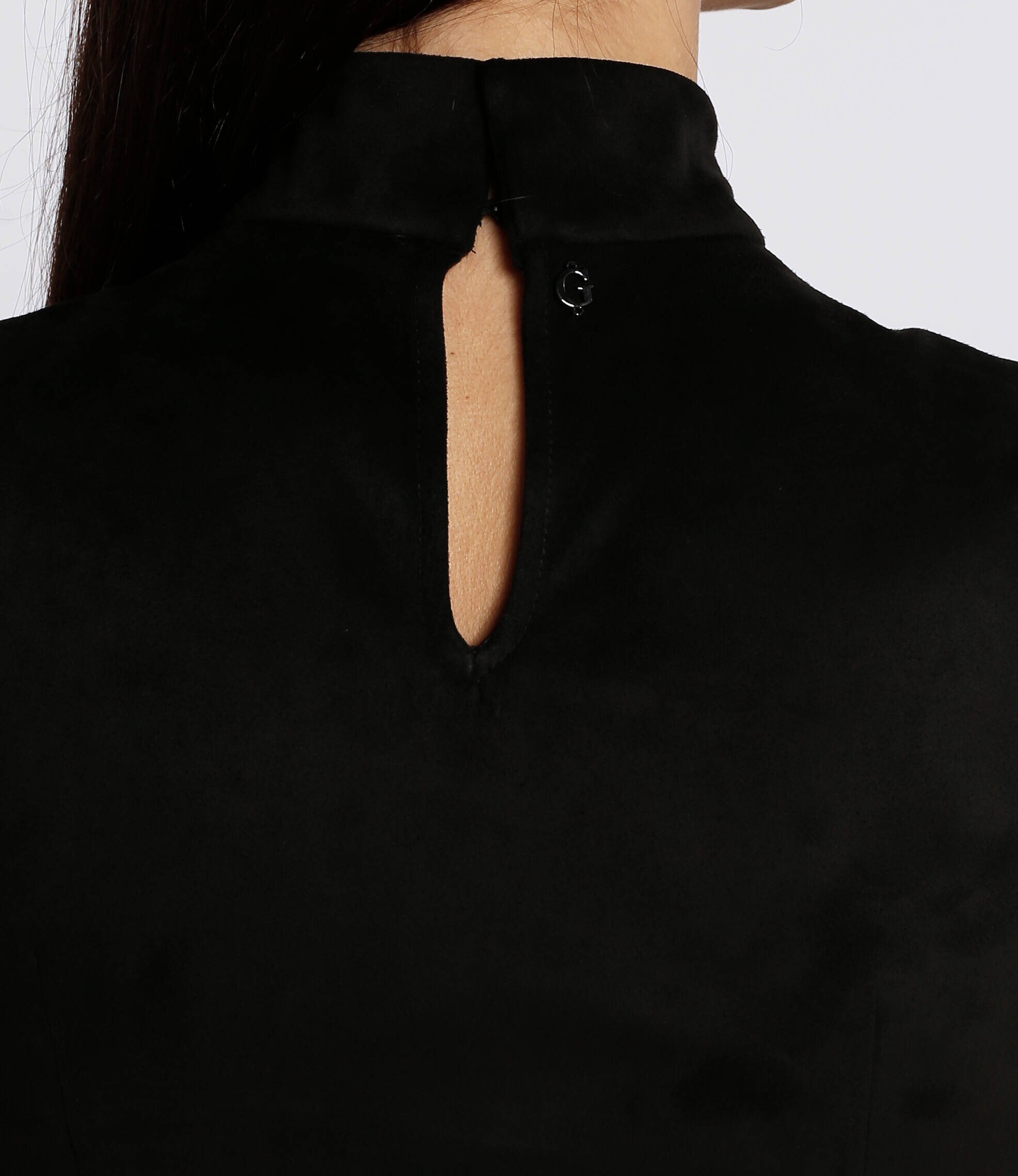 Guess Top | Cropped Fit