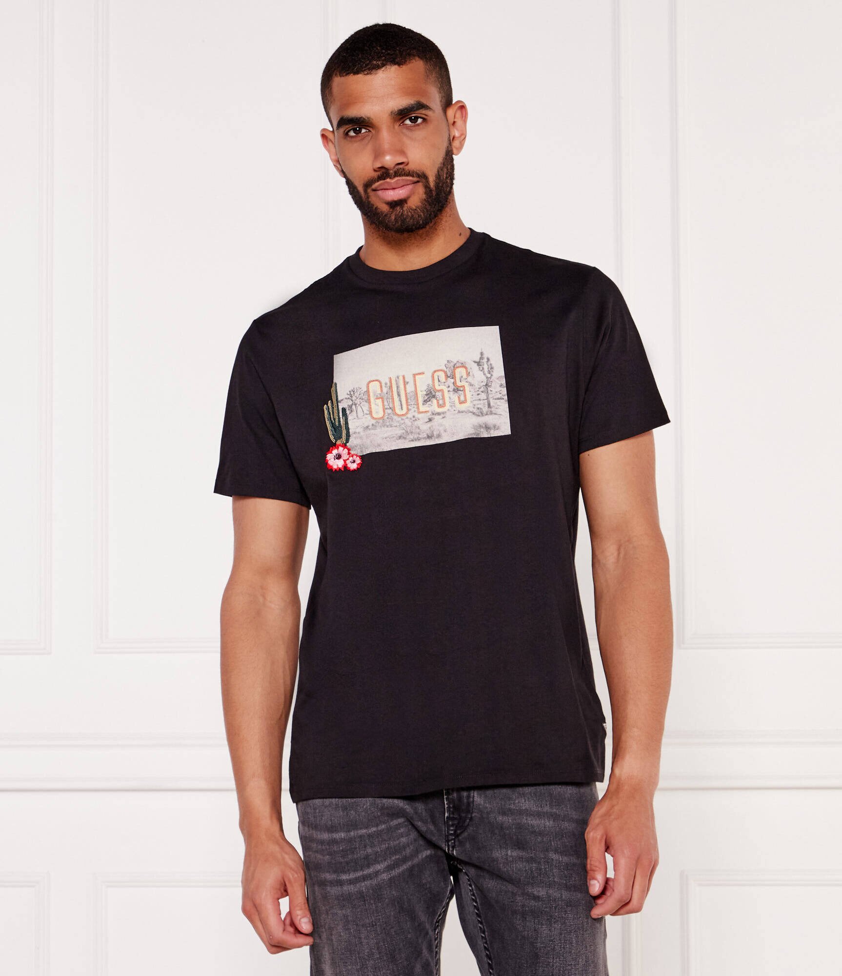 Guess Tricou CACTUS GARDEN | Regular Fit