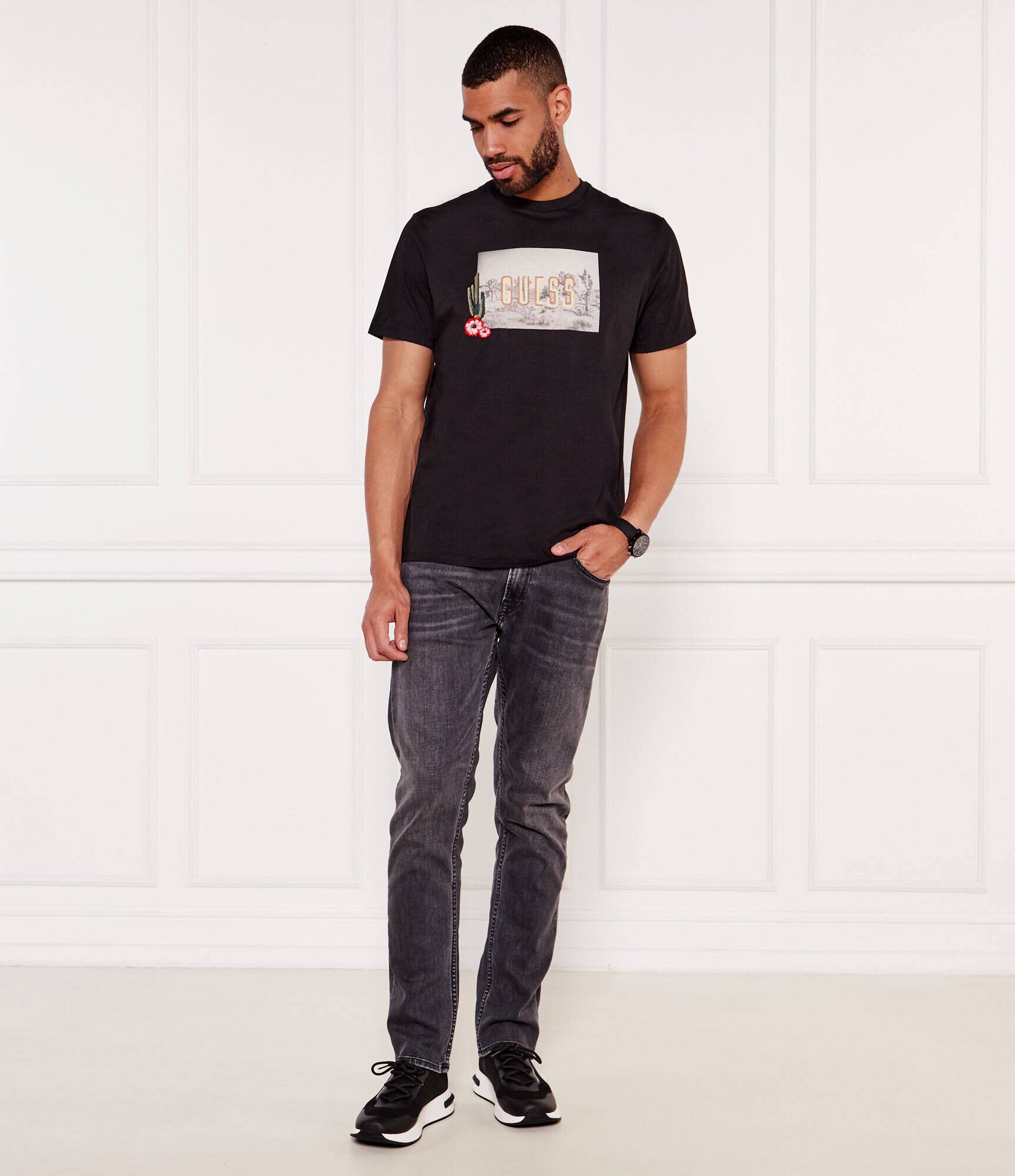 Guess Tricou CACTUS GARDEN | Regular Fit