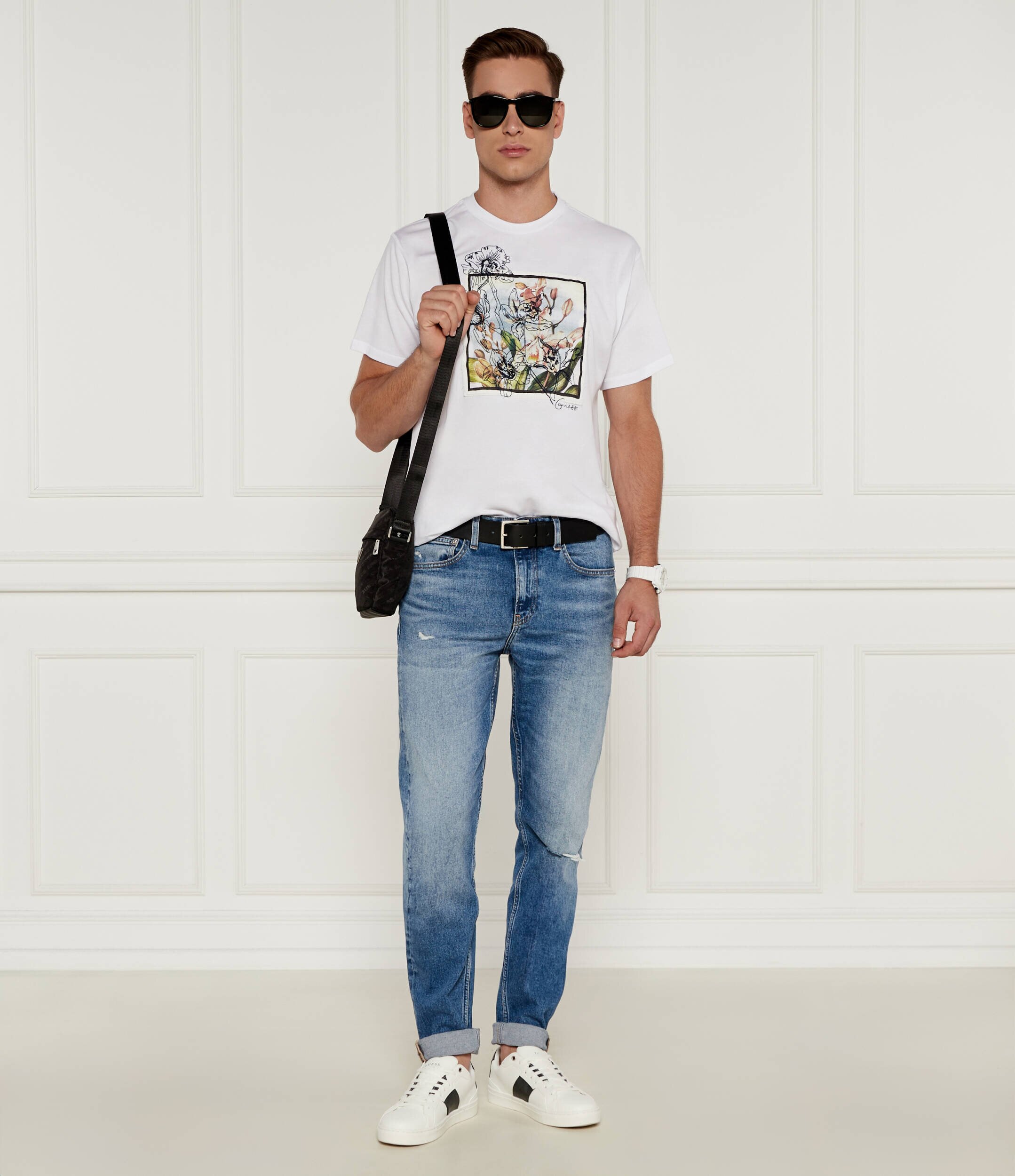 Guess Tricou FLOWER BOX | Regular Fit