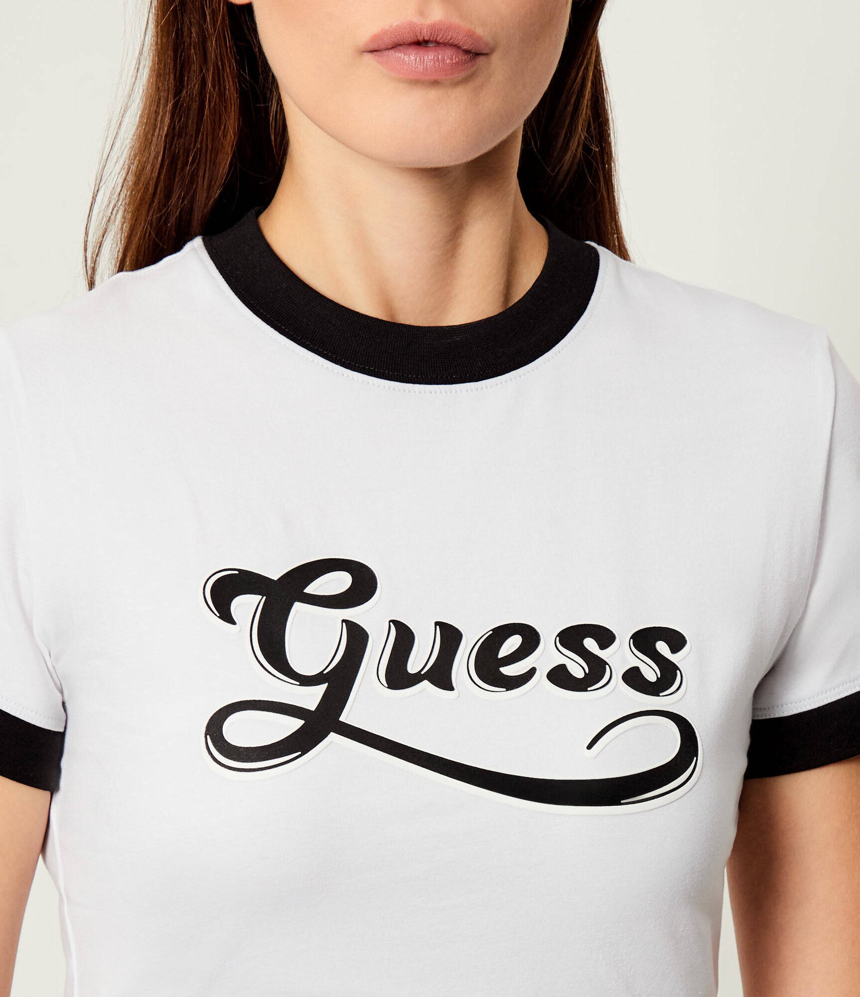 Guess Tricou GLOSSY | Cropped Fit