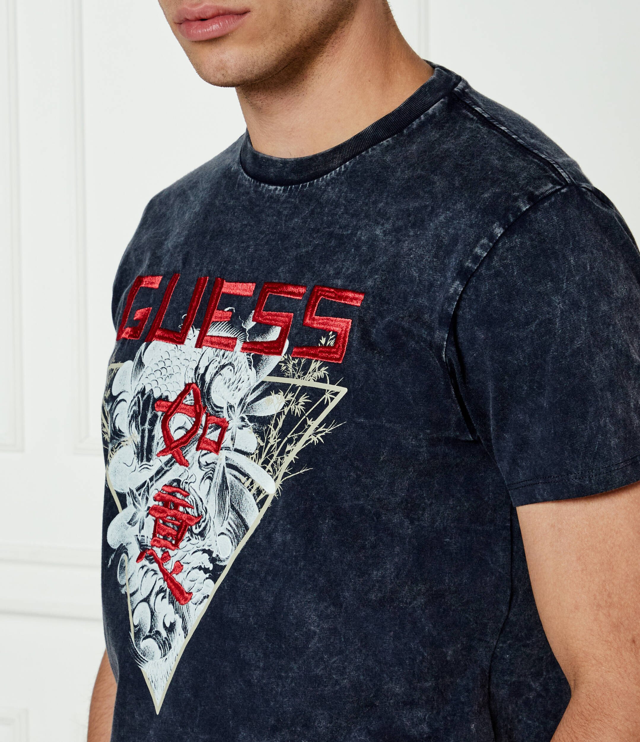 Guess Tricou JAPANESE | Regular Fit