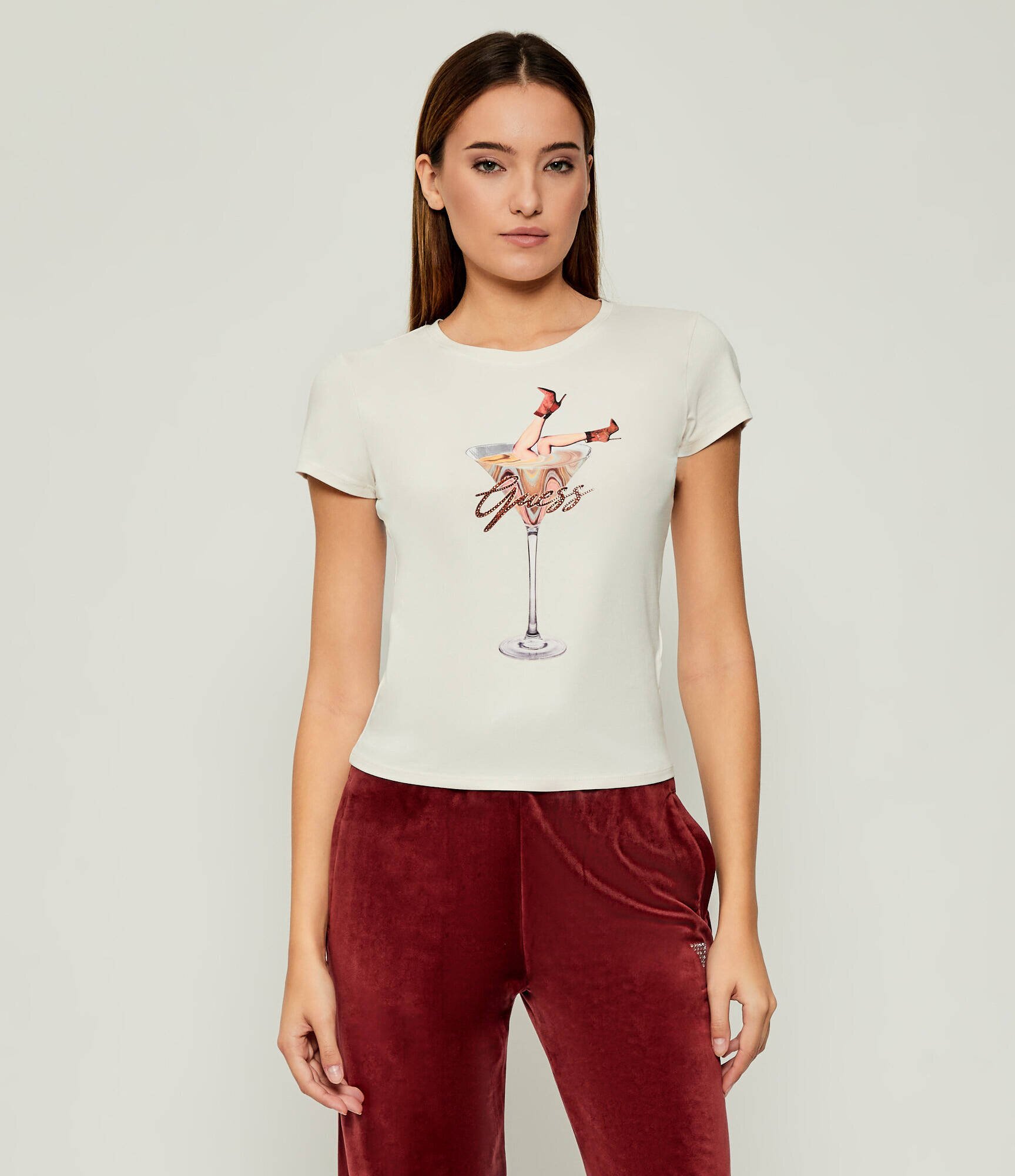 Guess Tricou TINI BOOTS ESPRESSO | Slim Fit