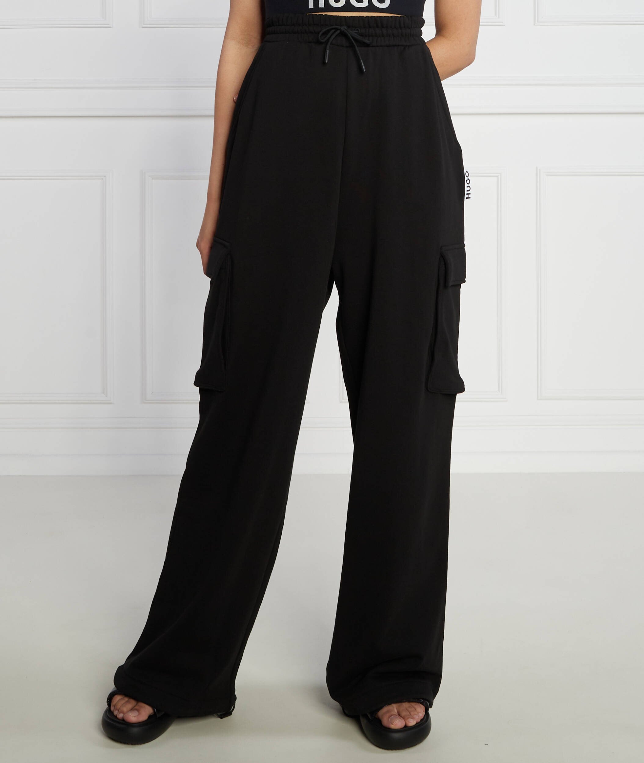 HUGO Pantaloni de trening Naleva | Relaxed fit
