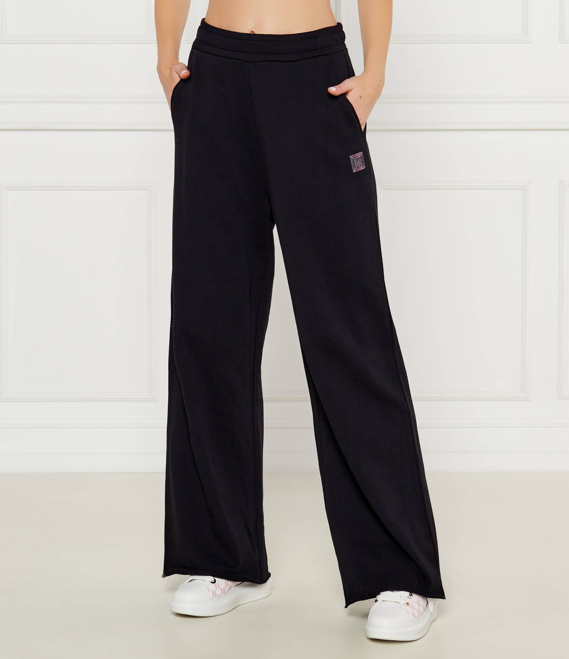 HUGO Pantaloni de trening Nasueda | Relaxed fit