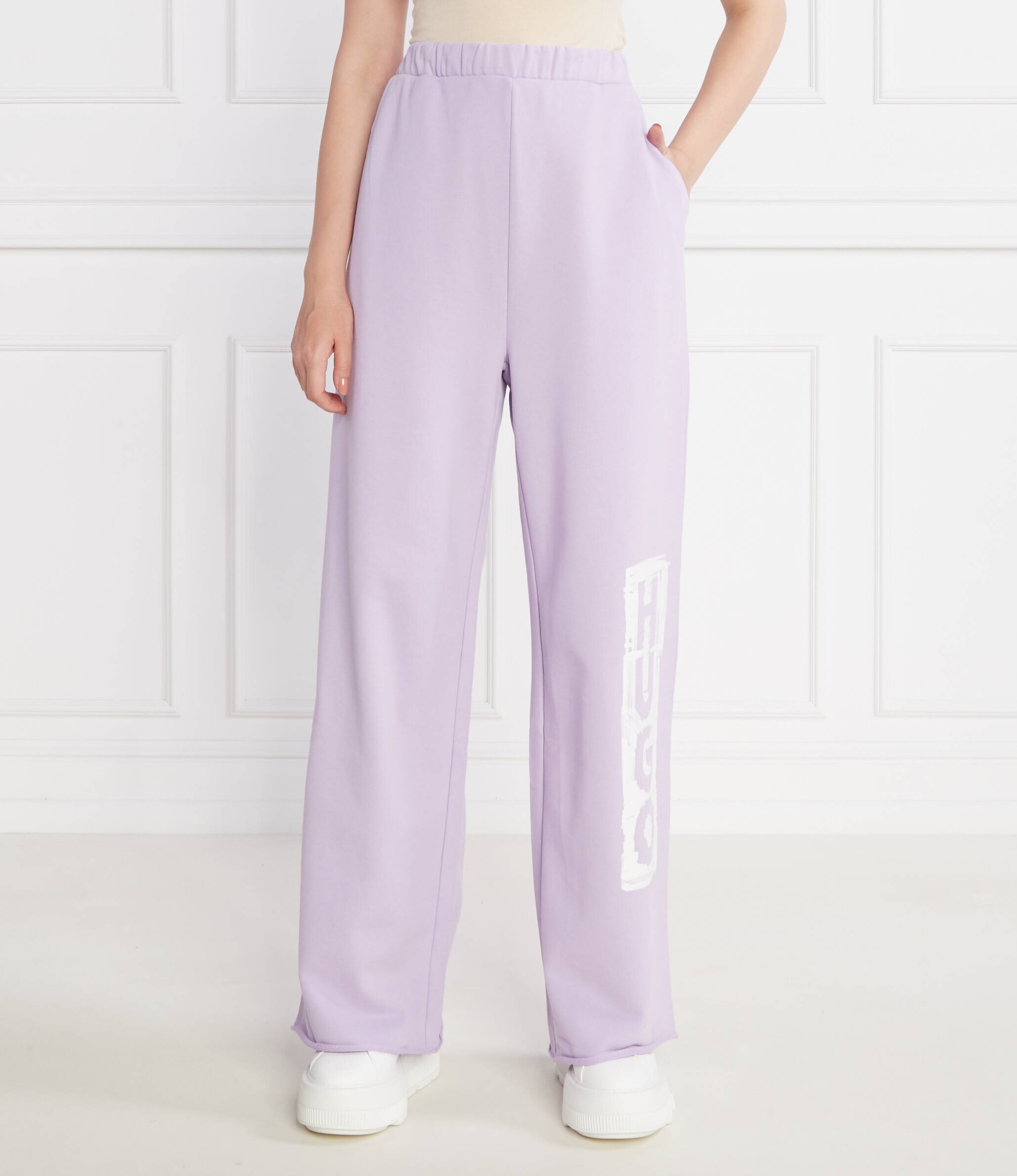 HUGO Pantaloni de trening Nasuede | Loose fit