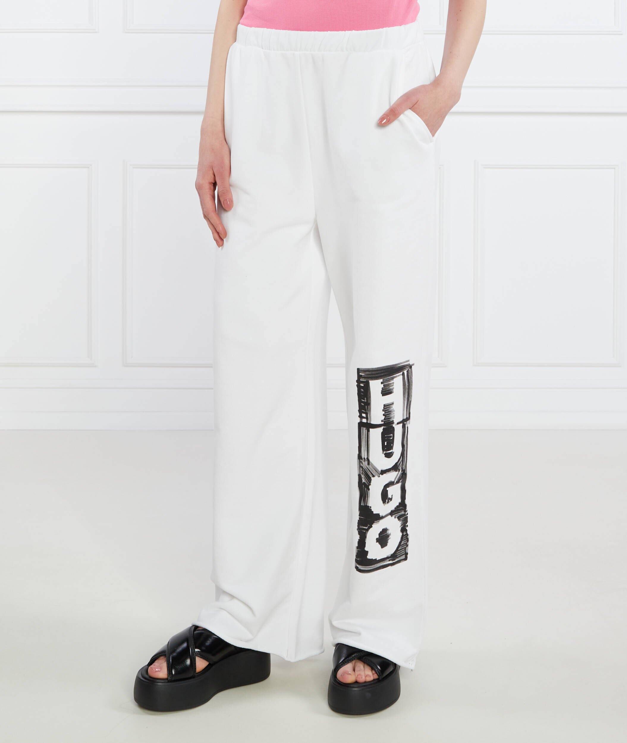 HUGO Pantaloni de trening Nasuede | Loose fit