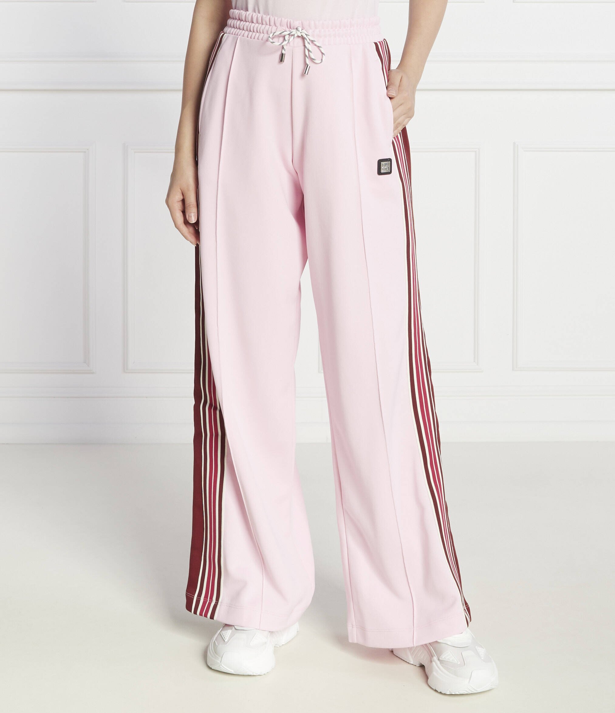HUGO Pantaloni de trening Neraya | Loose fit