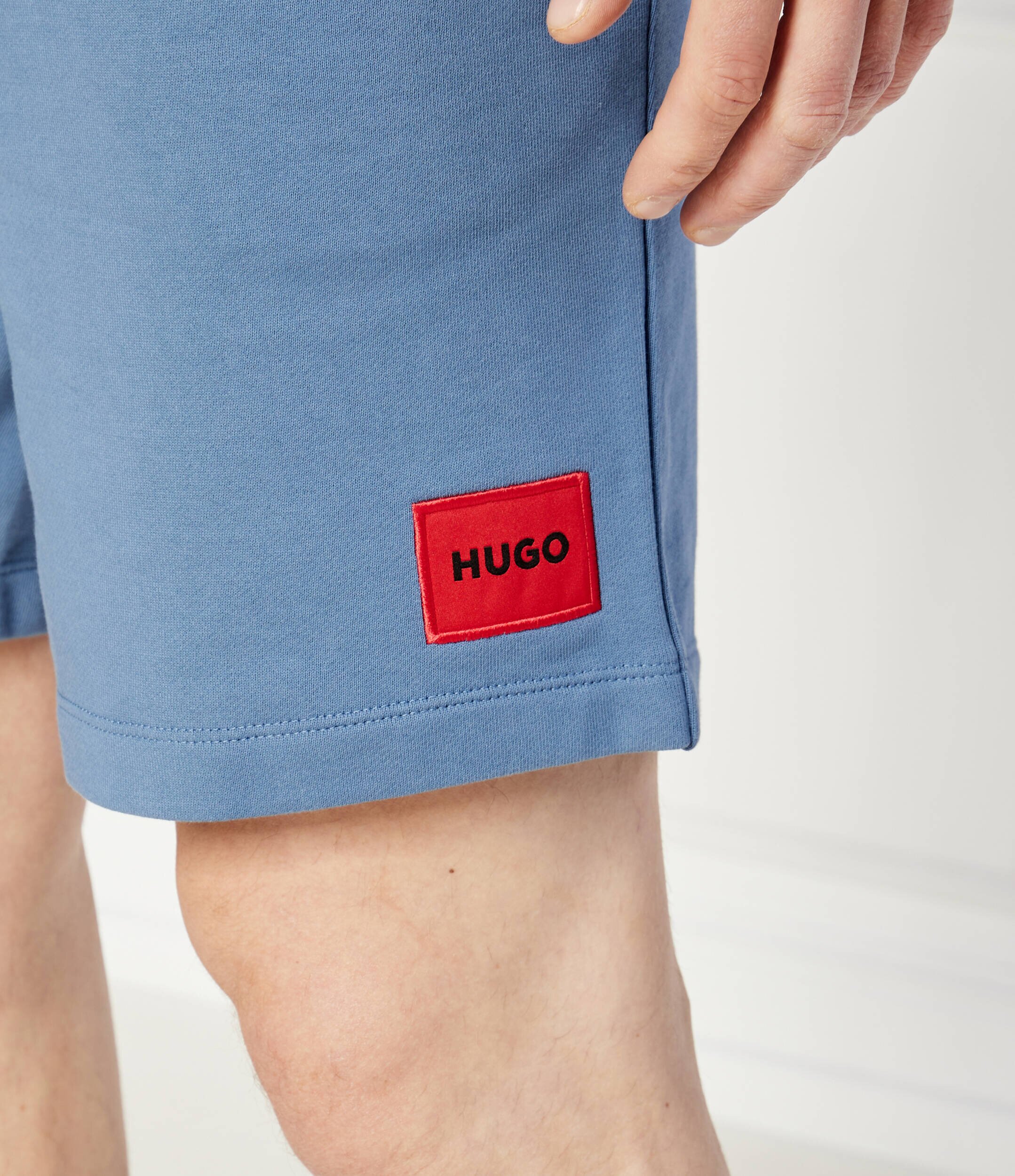 HUGO Pantaloni scurți Diz222 | Regular Fit