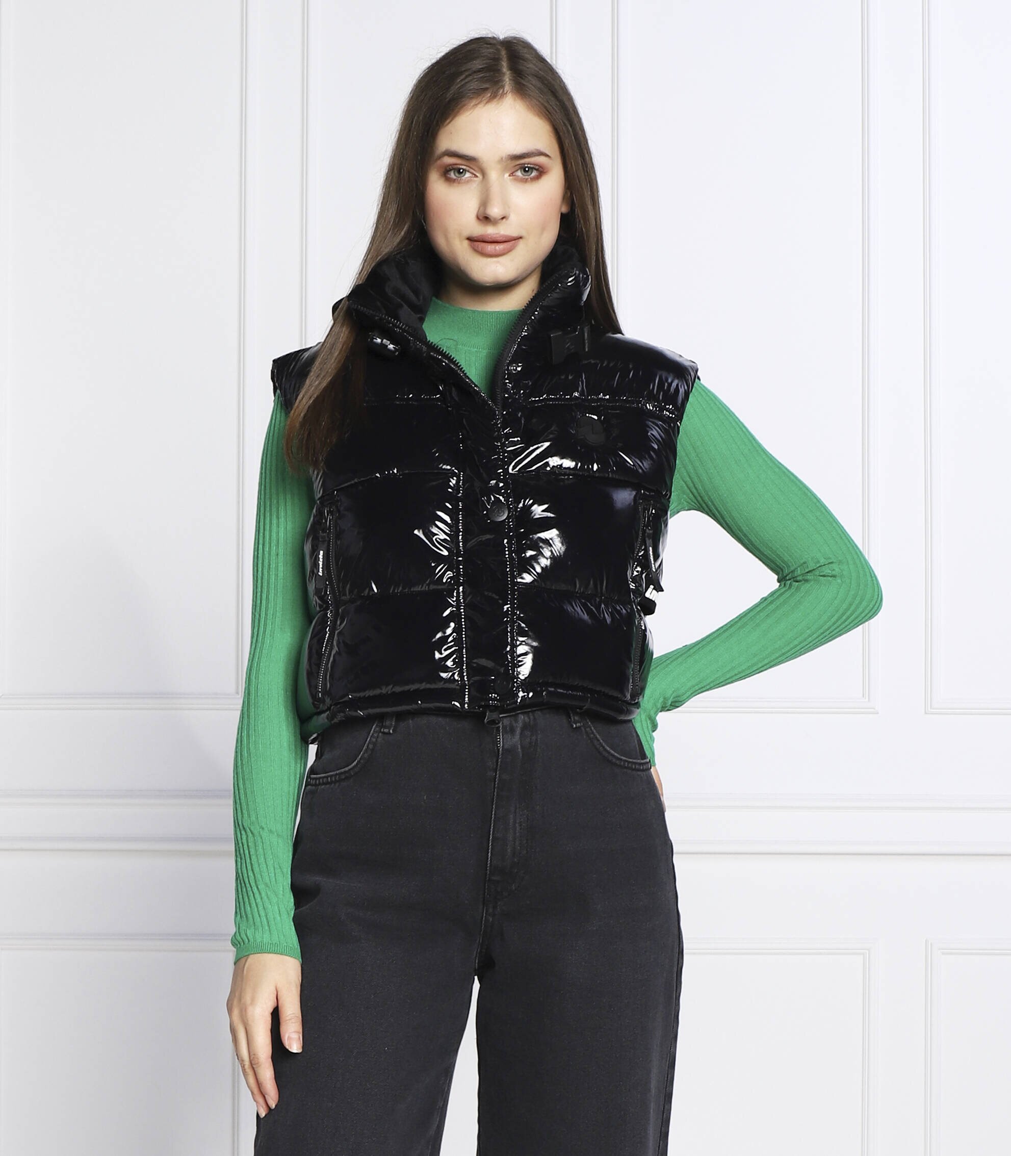 Invicta Vestă | Cropped Fit