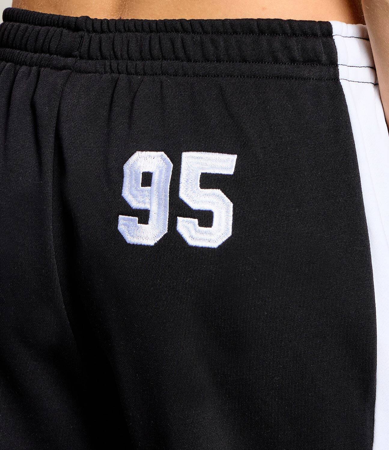 Juicy Couture Pantaloni de trening College Crest | regular fit