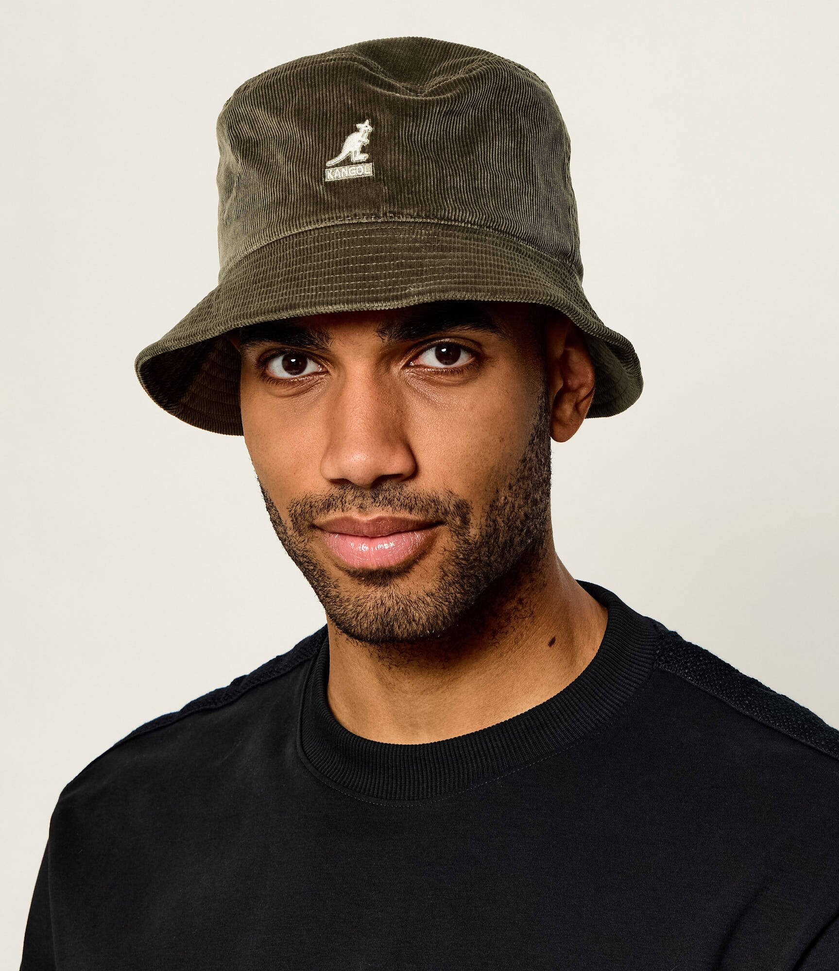 KANGOL Pălărie | catifea reiată