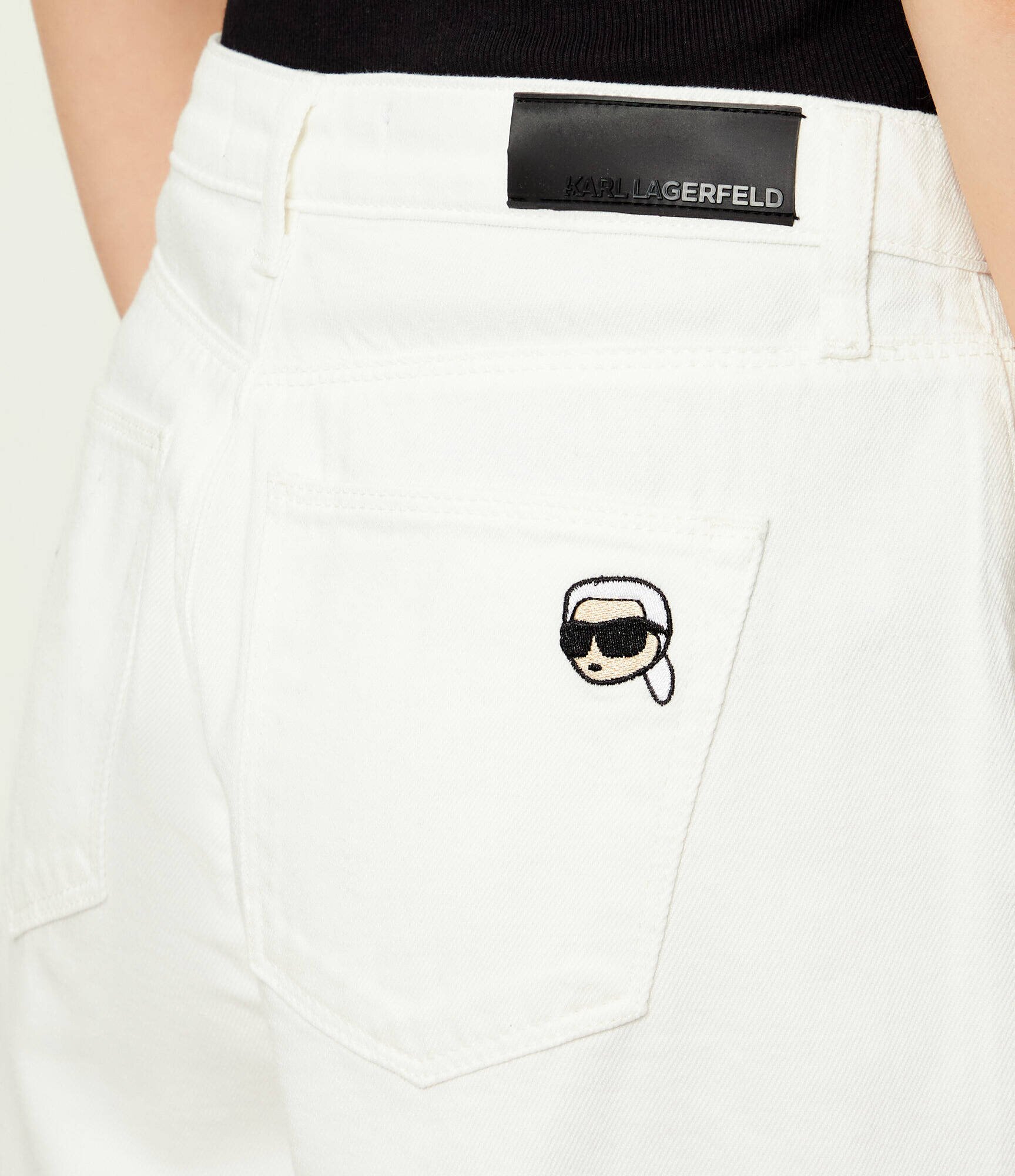 Karl Lagerfeld De blugi pantaloni scurți ikon | regular fit