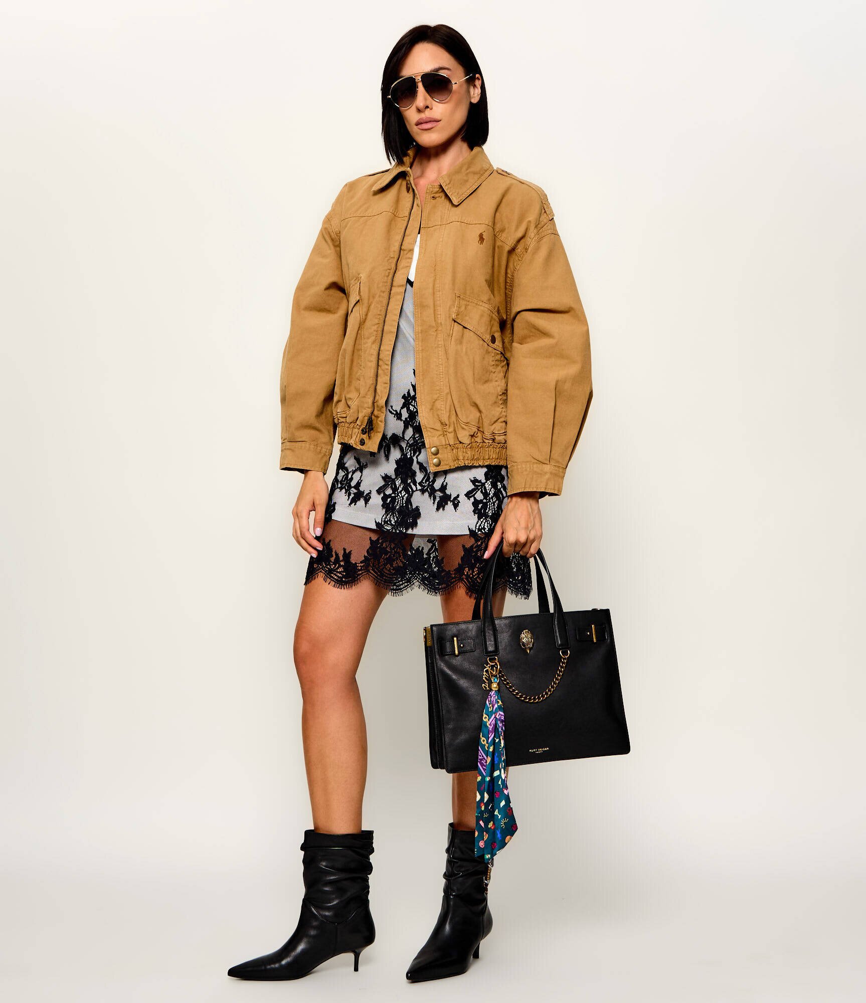 Kurt Geiger De piele geantă shopper + eșarfă pătrată The Sloane