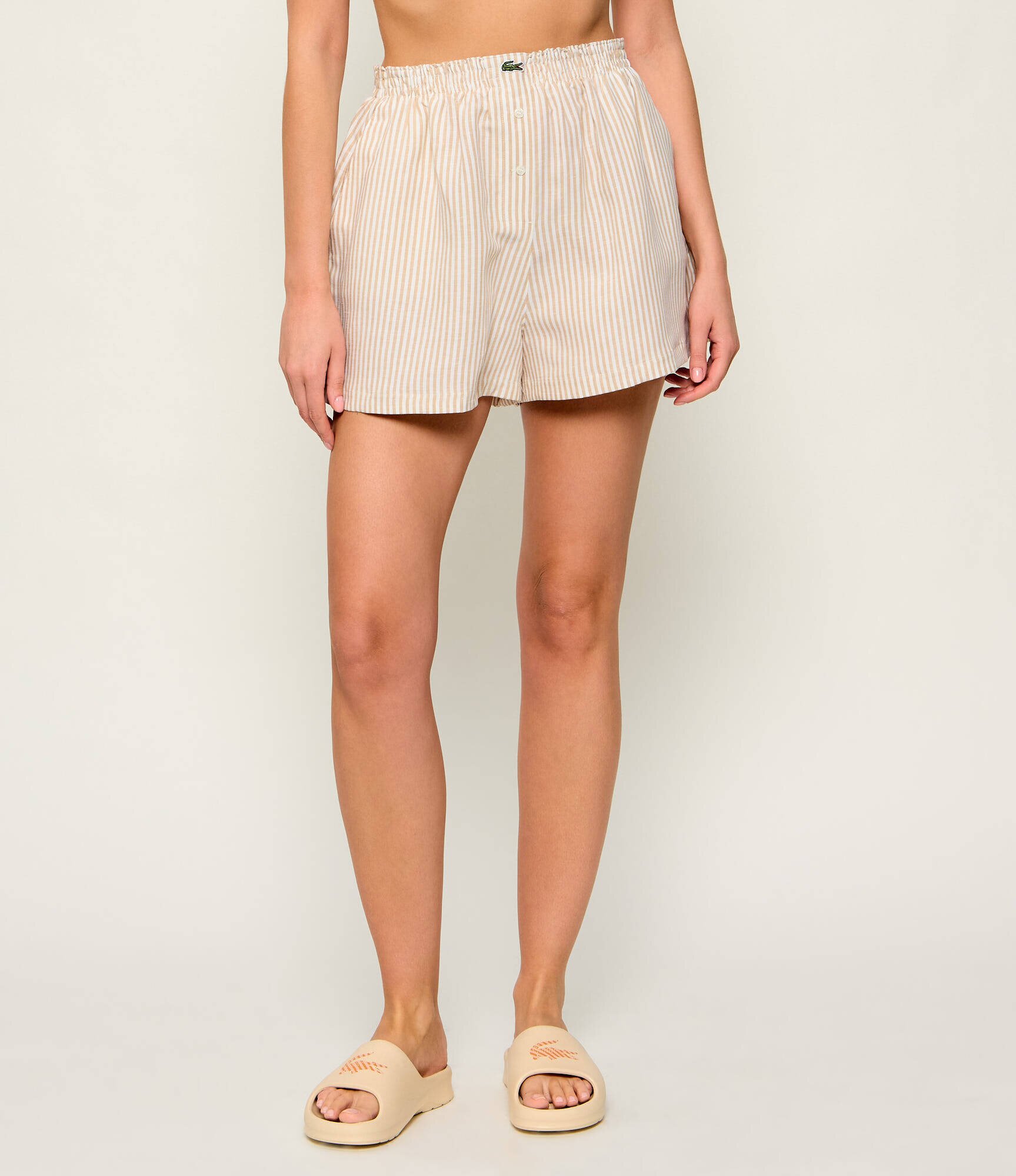 Lacoste De in pantaloni scurți | Oversize fit