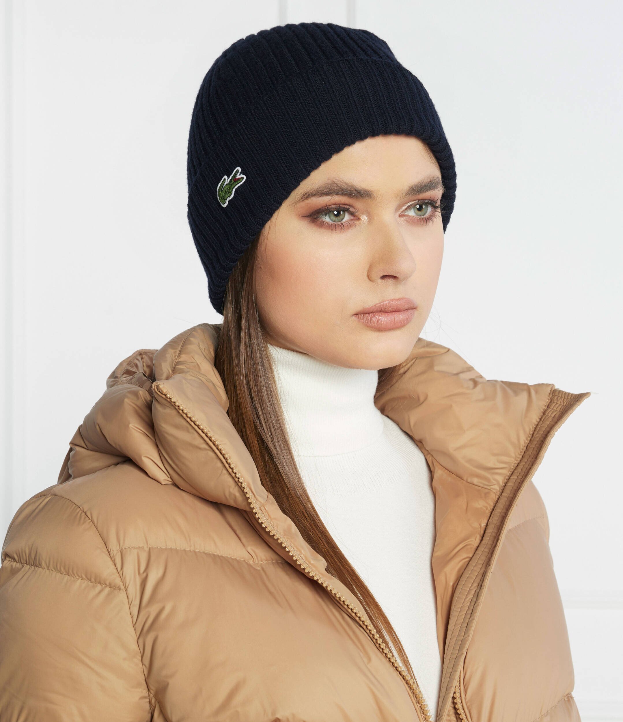 Lacoste De lână