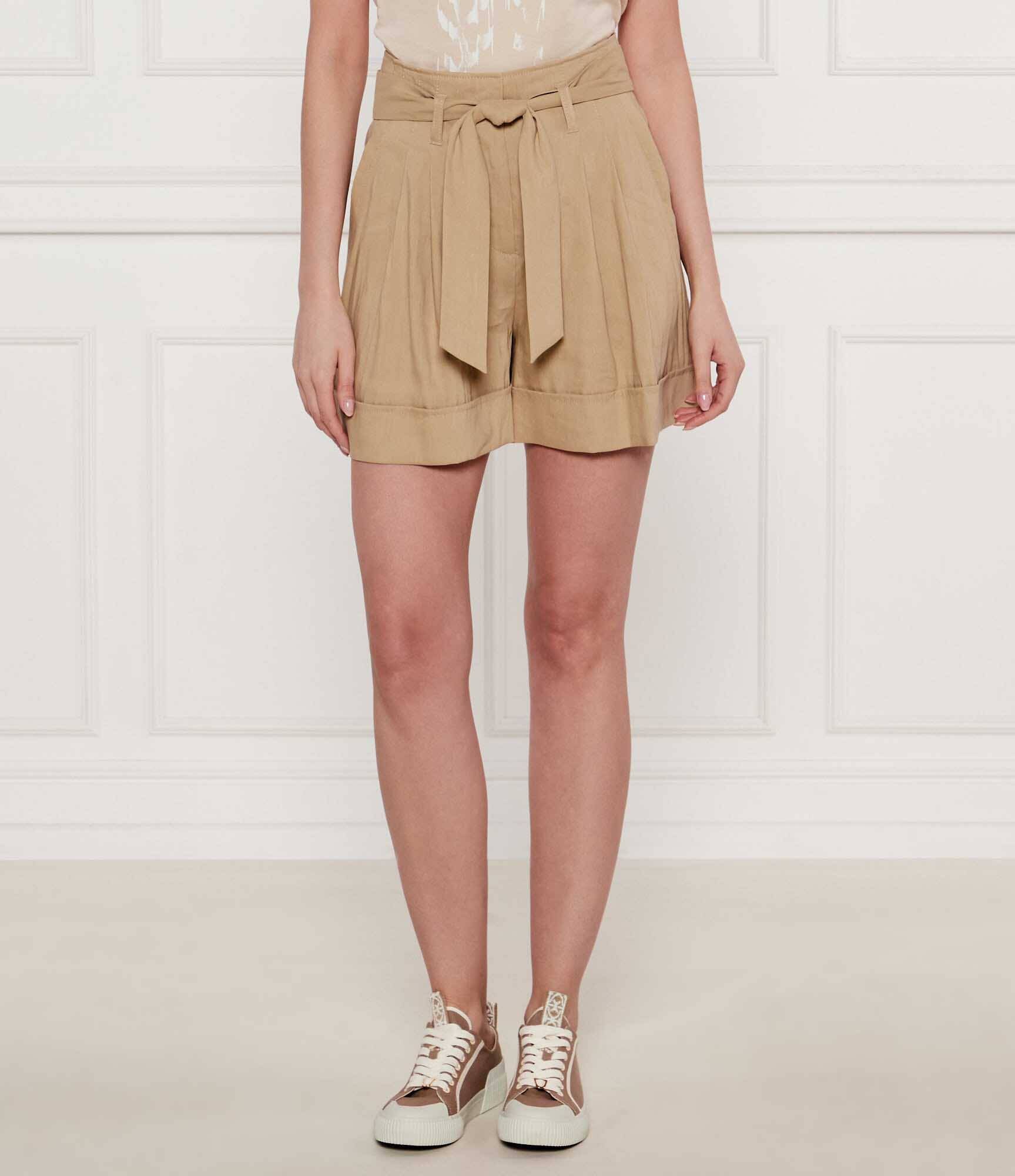 Marc Cain De in pantaloni scurți | Relaxed fit | high waist
