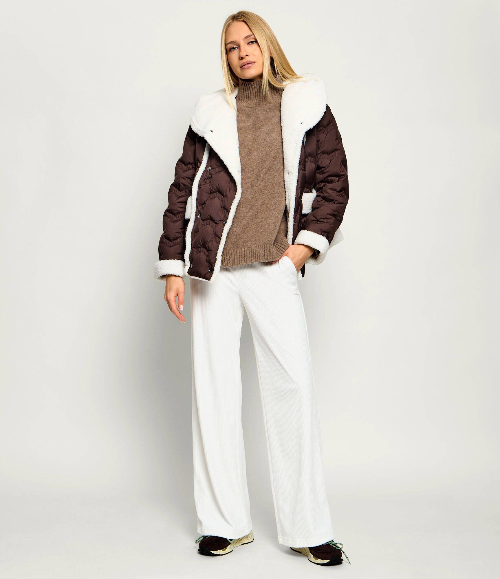 Marc Cain Geacă de puf | Loose fit | shearling