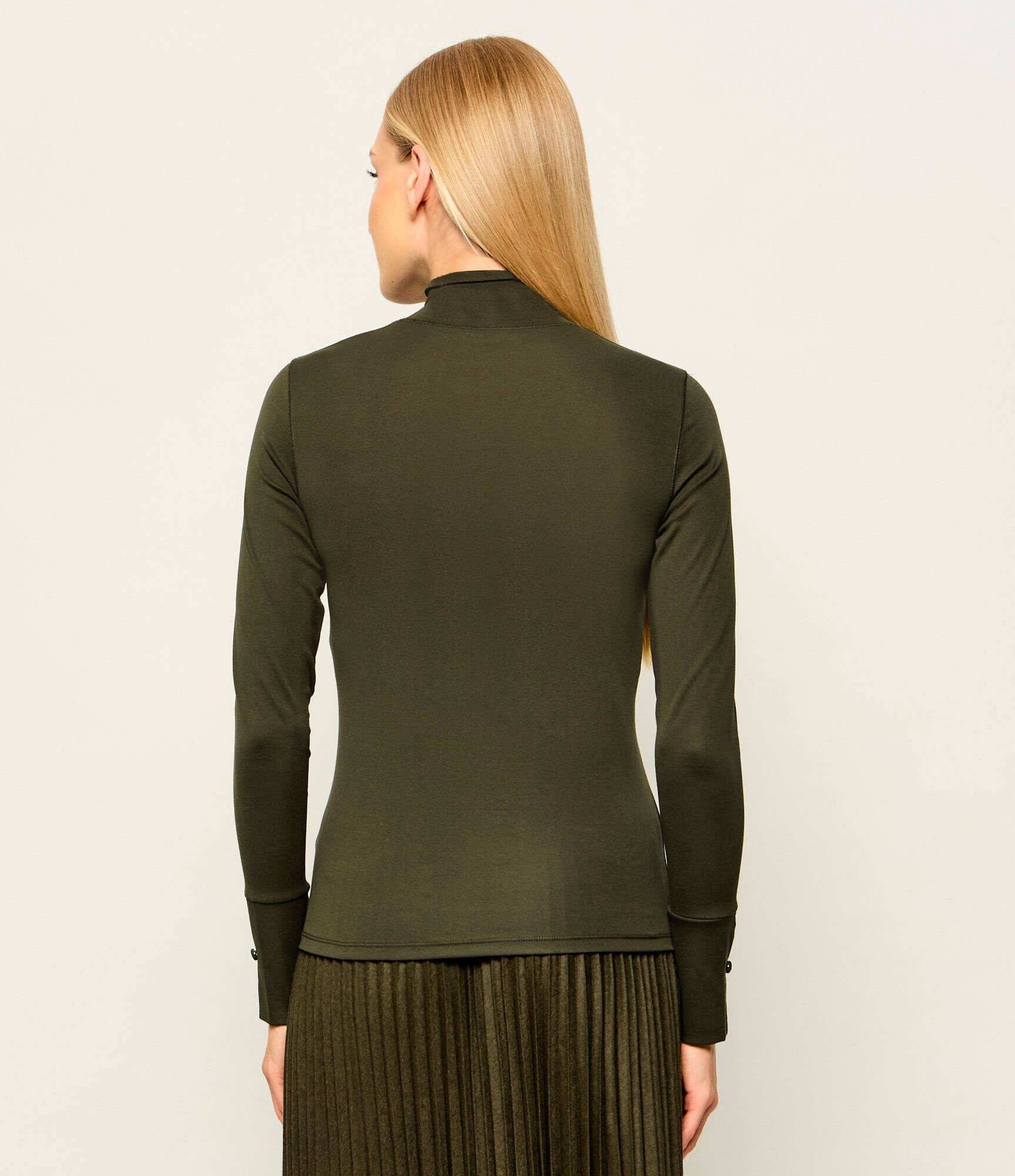 Marc Cain Guler înalt | Slim Fit