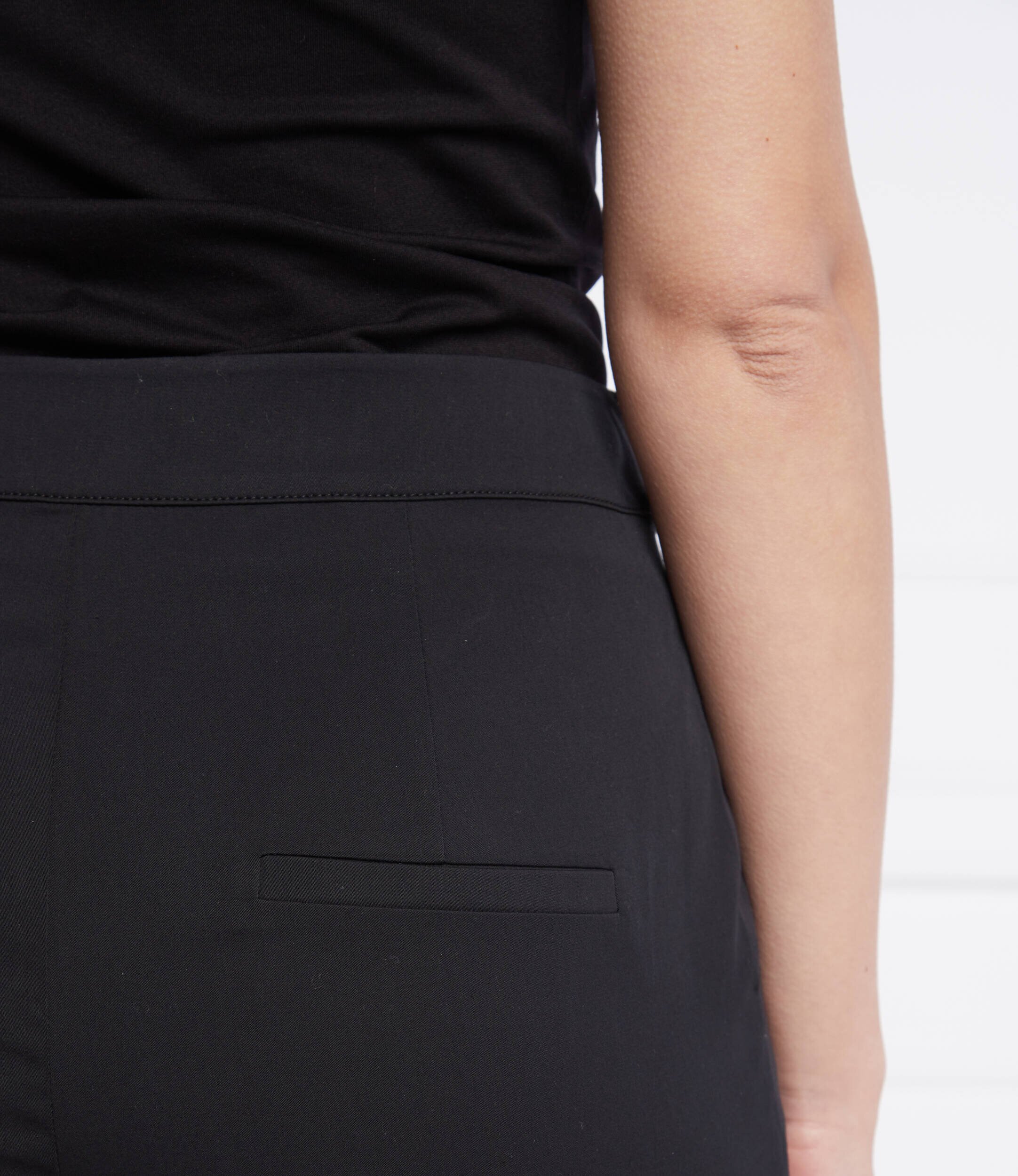 Marc Cain Pantaloni | Cropped Fit