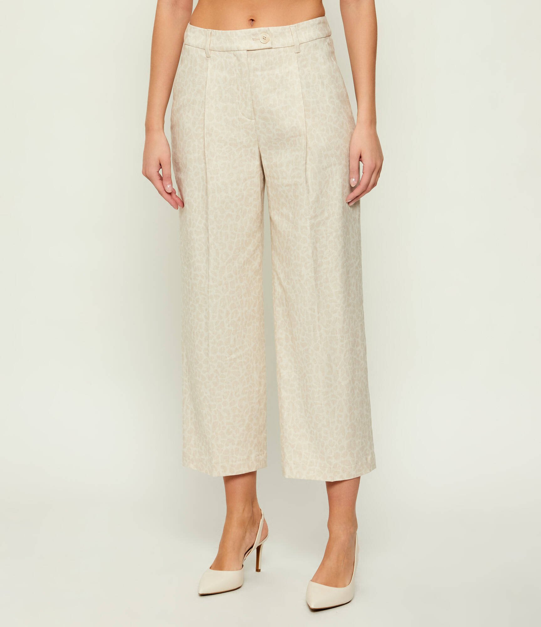 Marc Cain Pantaloni | Loose fit | cu adaos de in