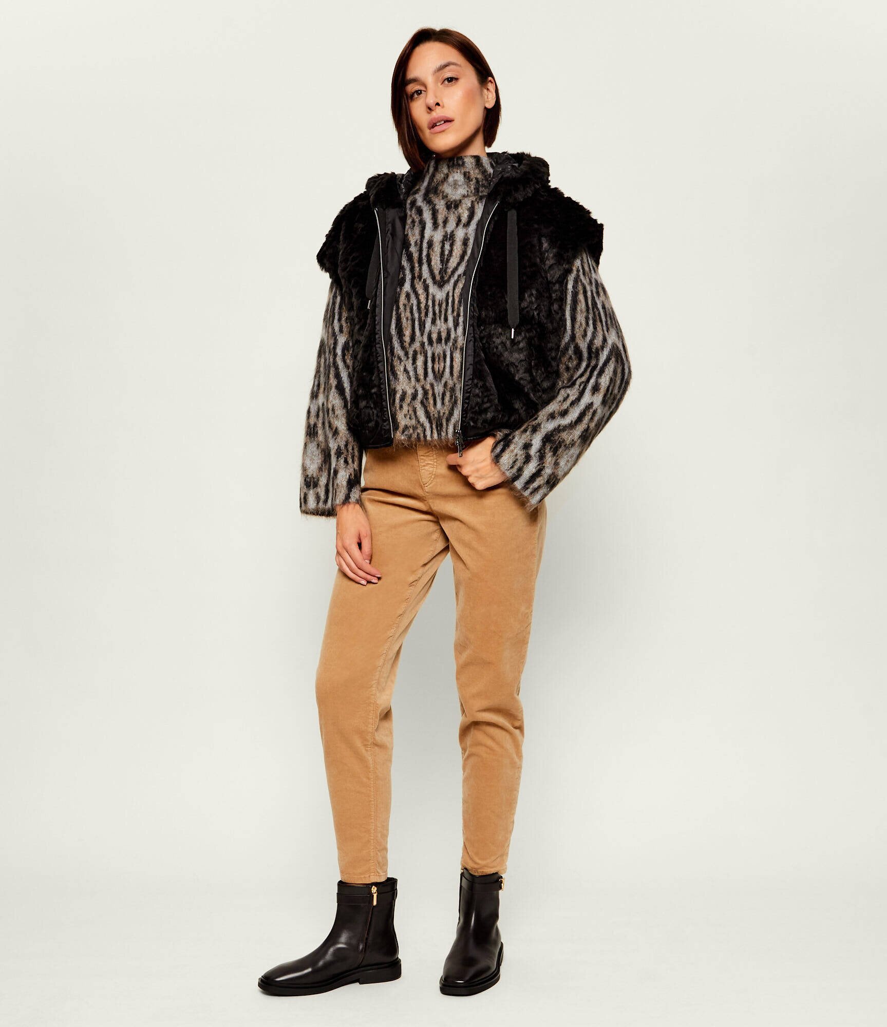Marc Cain Vestă | Relaxed fit