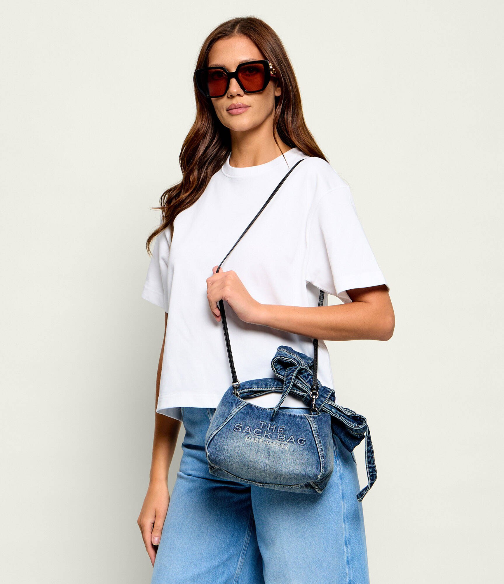 MARC JACOBS De blugi geantă pe umăr The Bow Denim Mini Sack Bag