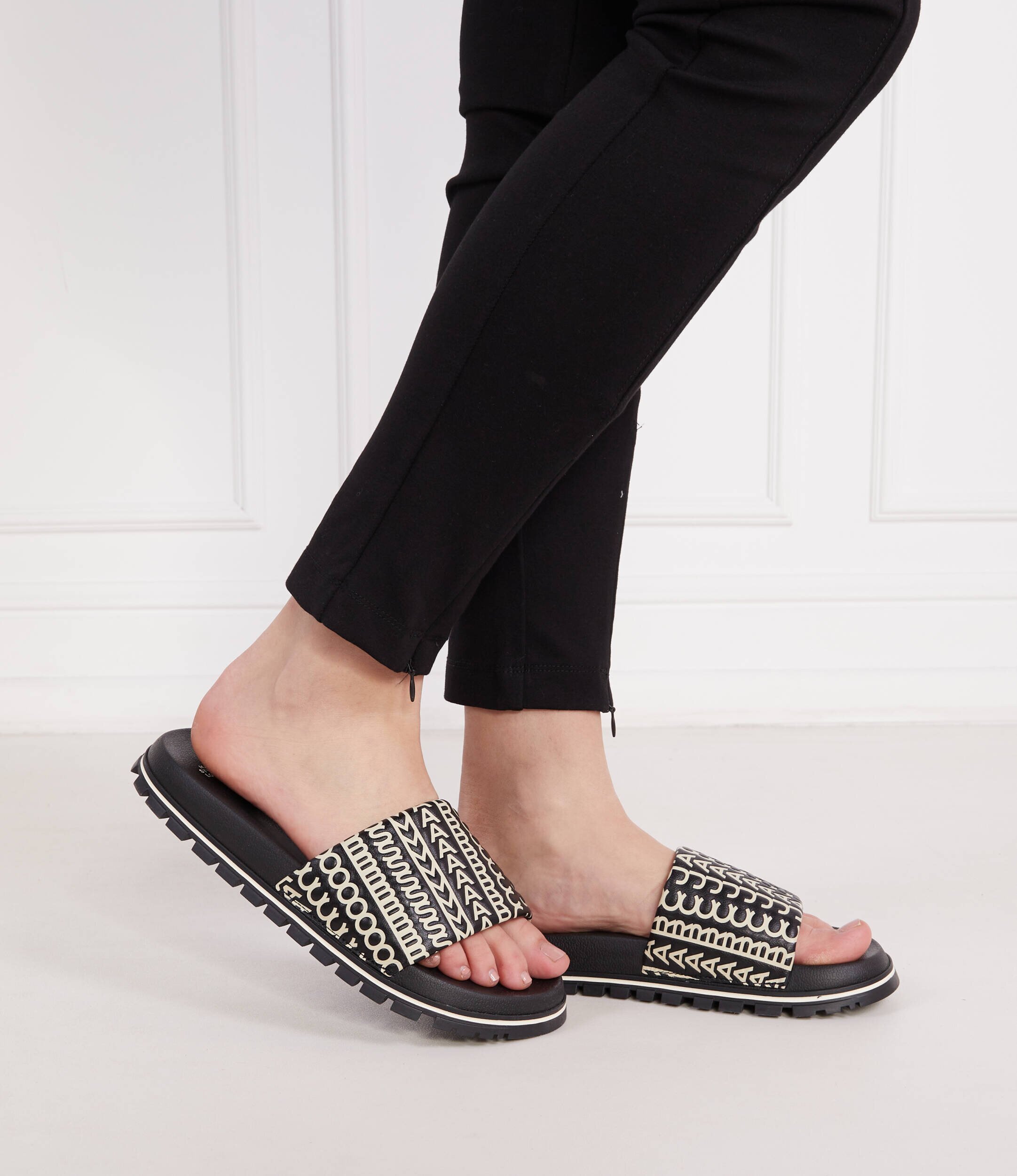 MARC JACOBS De piele șlapi