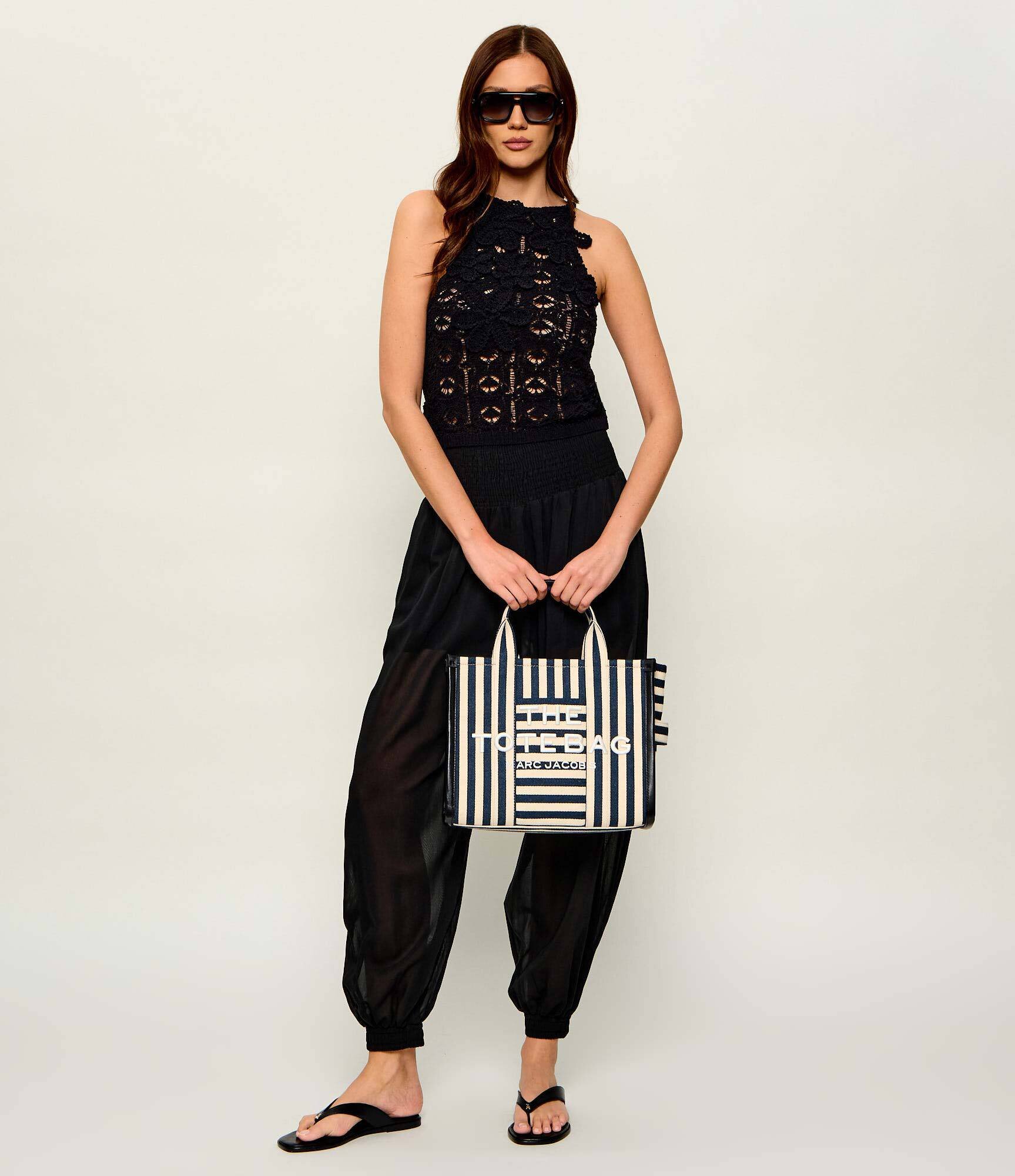 MARC JACOBS Geantă shopper The Stripe Canvas Medium Tote Bag cu adaos de piele