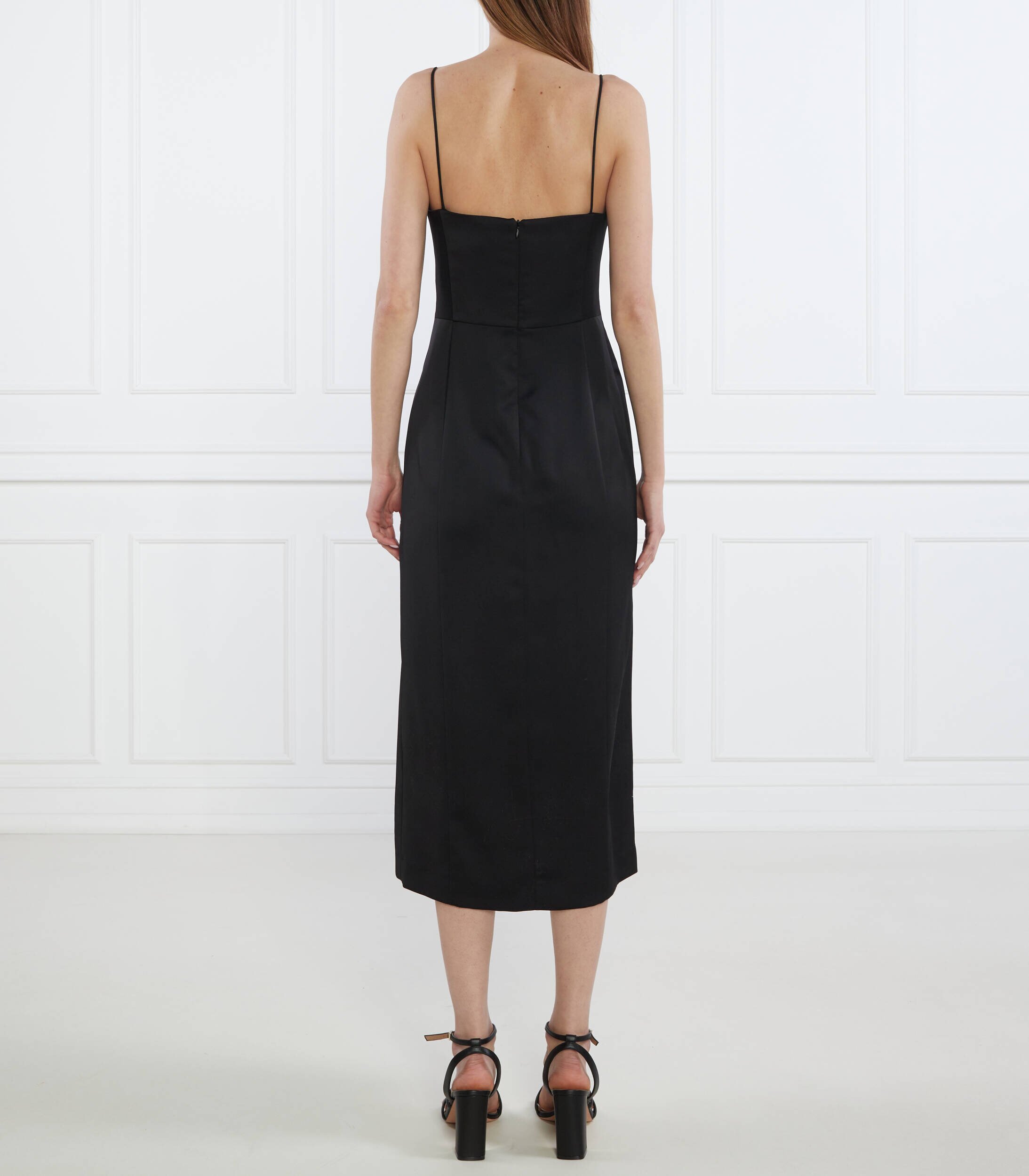 Marella Rochie