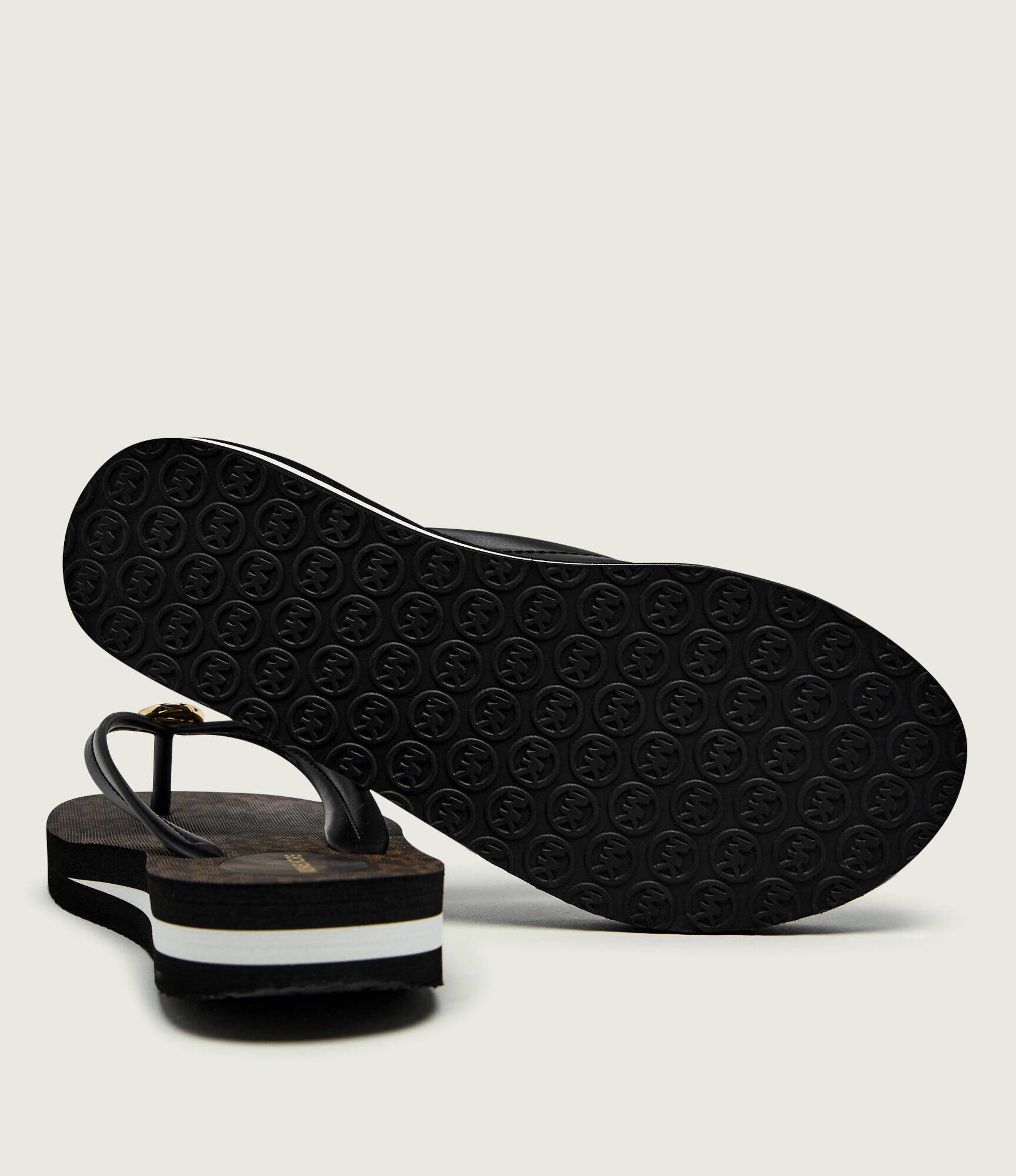 Michael Kors Flip flops POSIE