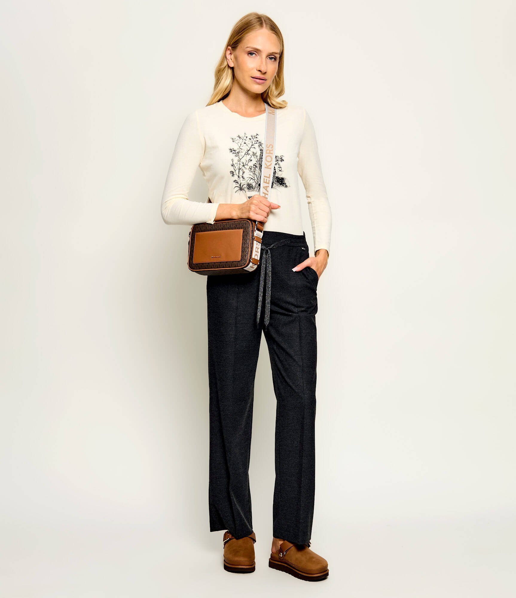 Michael Kors Geantă poștaș Maeve